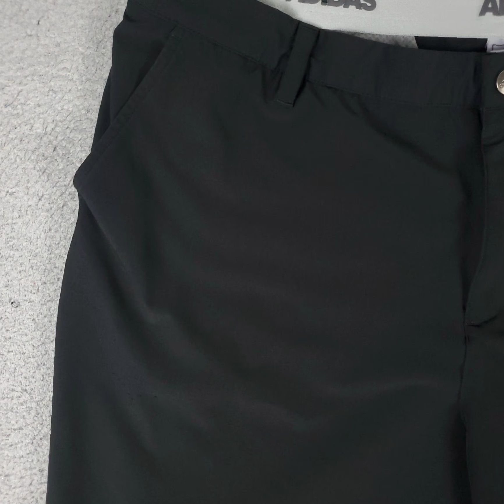 Adidas Adidas Shorts Mens Size 40 Black Golf Casual Flat Front Chino Slash Pockets Logo Zip Front Knit Polyester Regular 40 Men Black Adidas Shorts Size US 40 / EU 56 - 2 Thumbnail