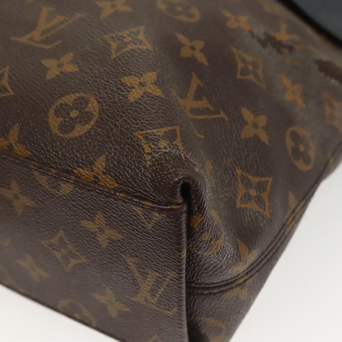 Louis Vuitton LOUIS VUITTON Monogram Tuile Reevess Shoulder Bag M43441 Size ONE SIZE - 16 Thumbnail