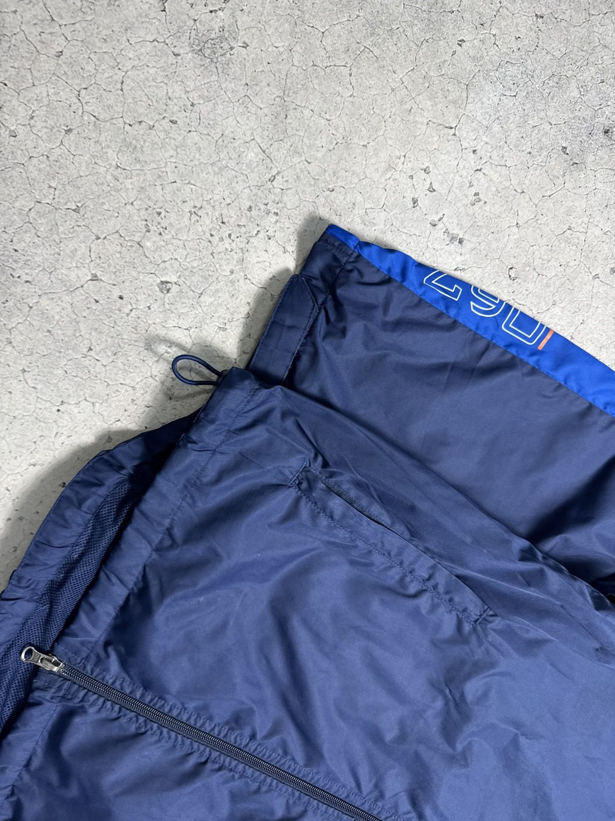 Polo Ralph Lauren Polo Ralph Lauren Sport Nylon Full Zip Windbreaker Jacket Size US M / EU 48-50 / 2 - 2 Thumbnail