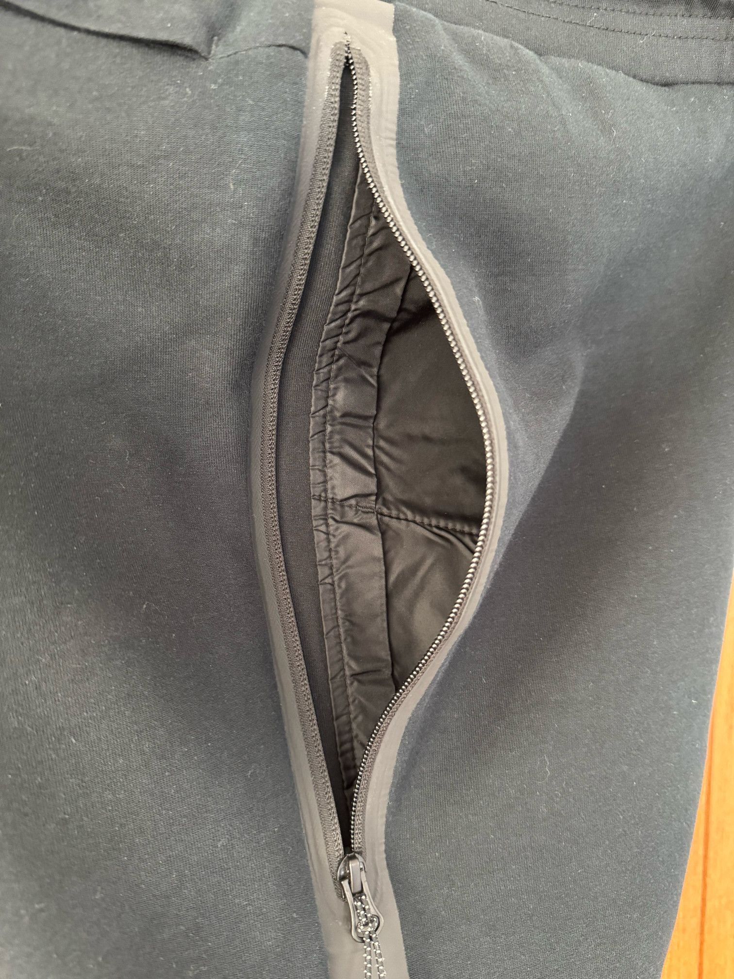 Nike Nike Sportswear Tech Fleece Sweat Joggers Size US 32 / EU 48 - 3 Thumbnail