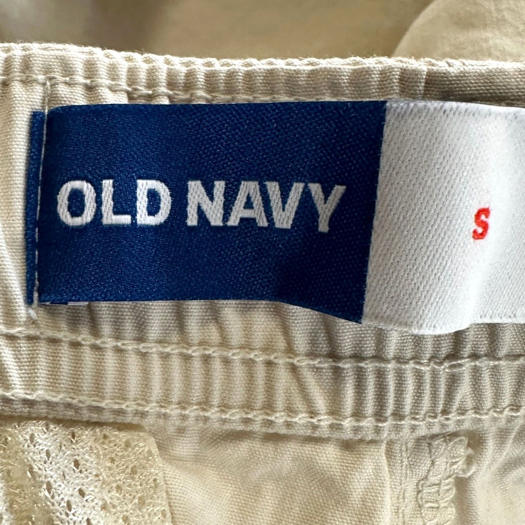 Old Navy Old Navy Khakis Shorts Built-In Flex Mens Small 7 Inseam Beige Nylon Blend NEW Size US 29 - 3 Thumbnail
