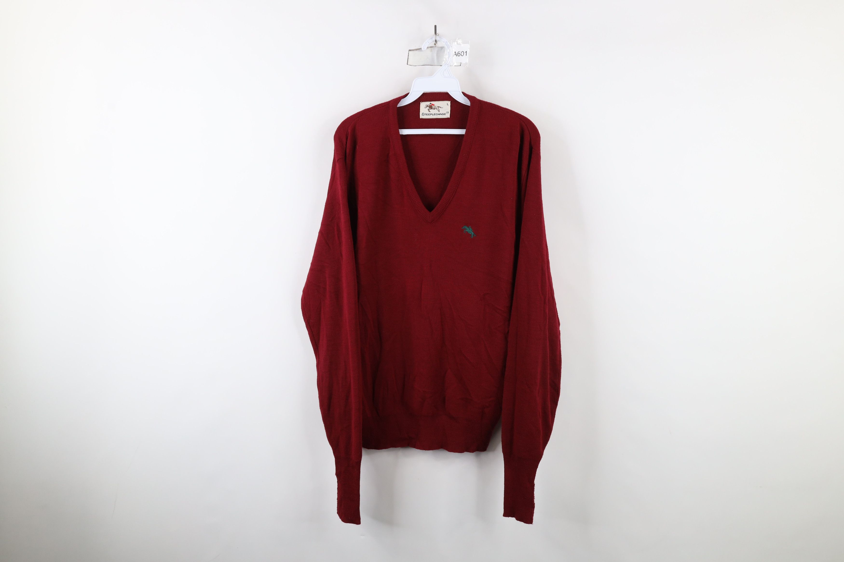 Vintage Vintage 70s Streetwear Horse Equestrian V-Neck Sweater USA Size US L / EU 52-54 / 3 - 1 Thumbnail