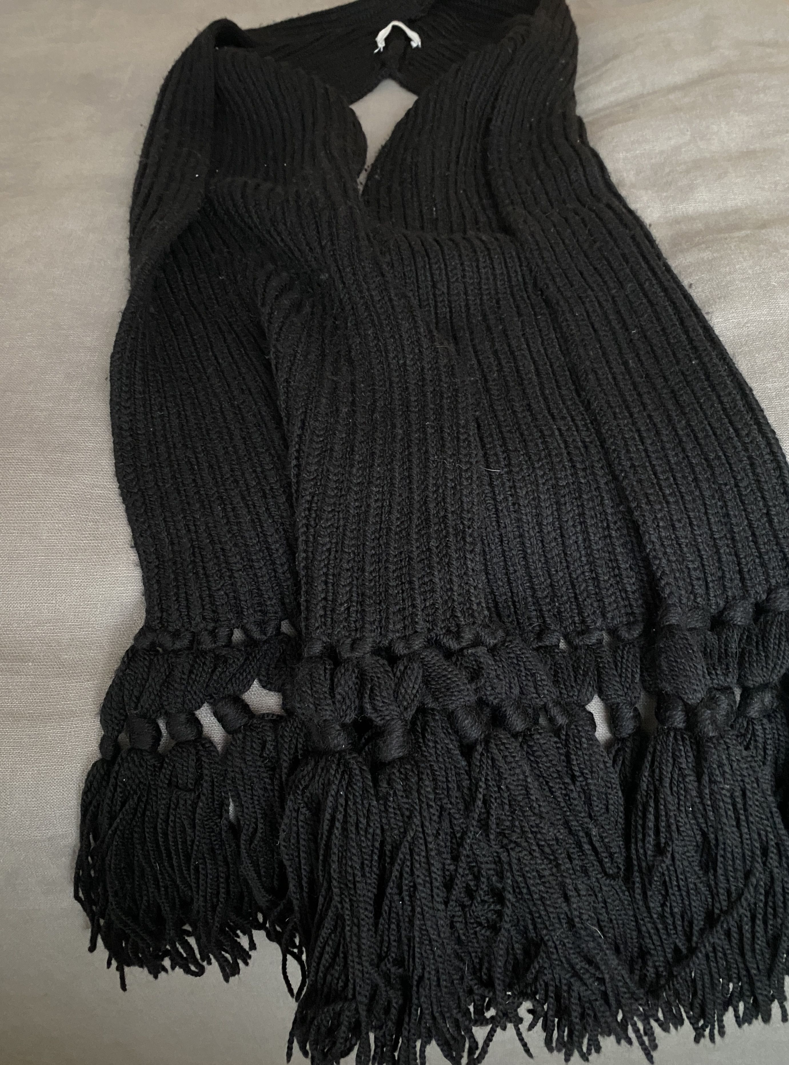 Maison Margiela Maison Margiela Unisex Hoodie Fringed Scarf Size ONE SIZE - 2 Thumbnail