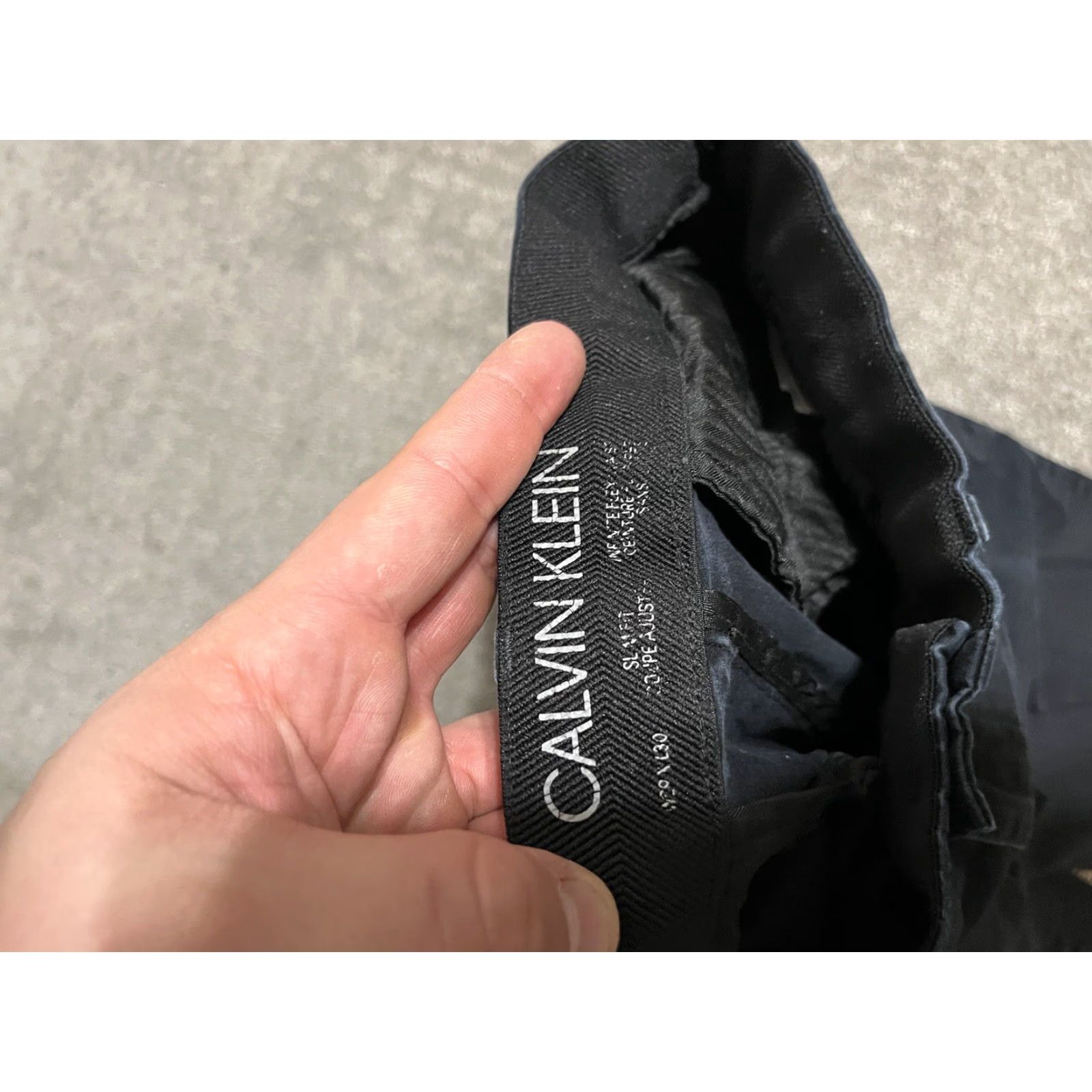 Calvin Klein Calvin Klein Slim Fit Pants Men's 28x30 Black Infinite Flex Waist Casual Distres Zip Straight Inseam 30 Size US 28 / EU 44 - 5 Thumbnail