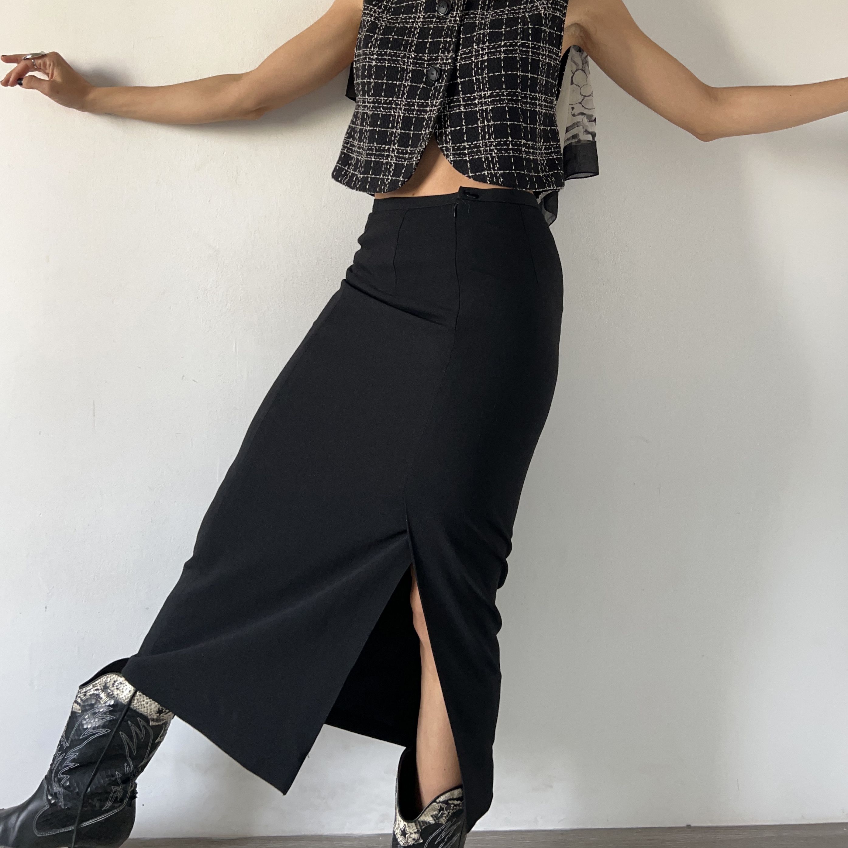 Vintage Vintage 90s black wool blend pencil skirt Size 30" / US 8 / IT 44 - 3 Thumbnail