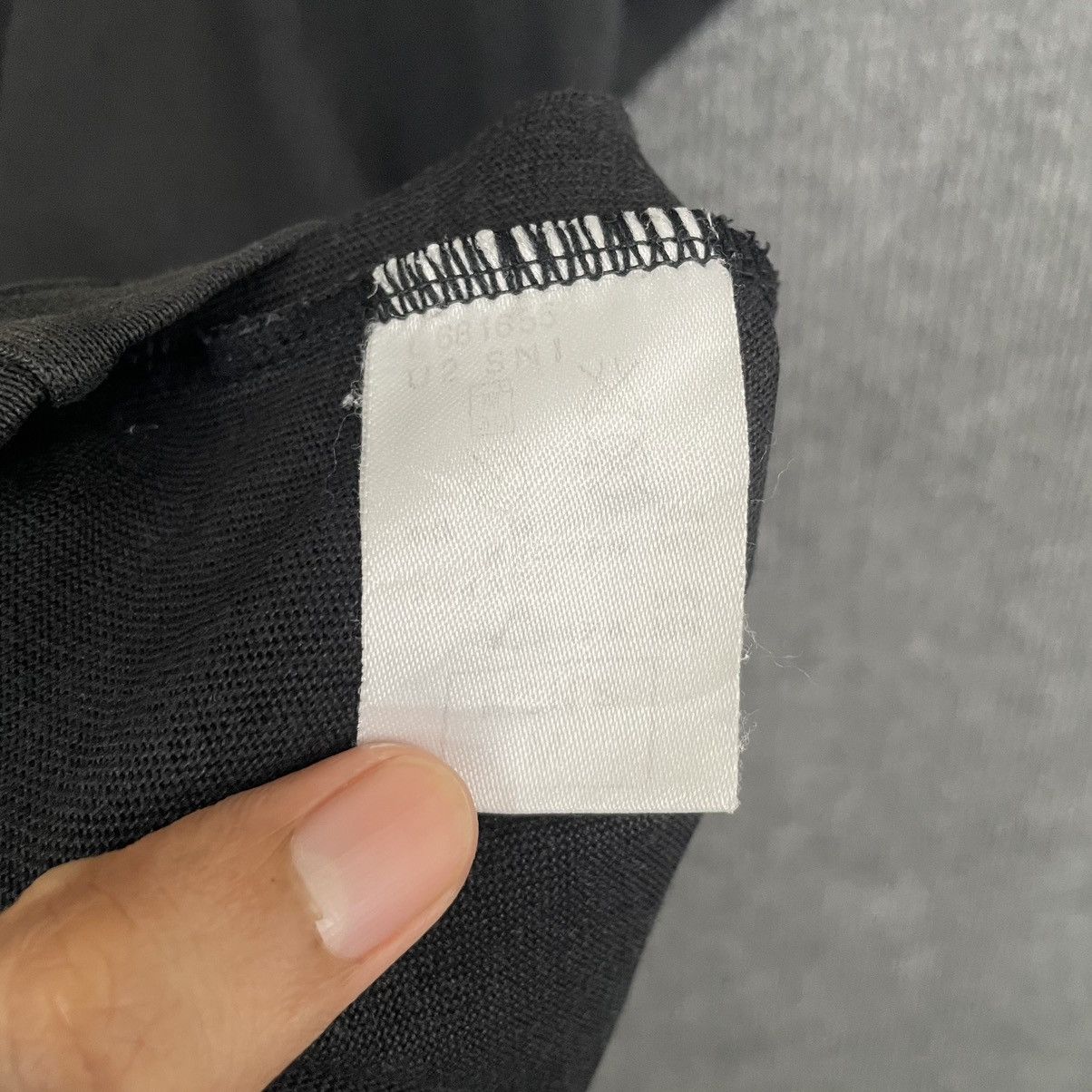 Nike × Vintage 2000s Nike Spell Out Faded Black T Shirt Size US L / EU 52-54 / 3 - 5 Thumbnail