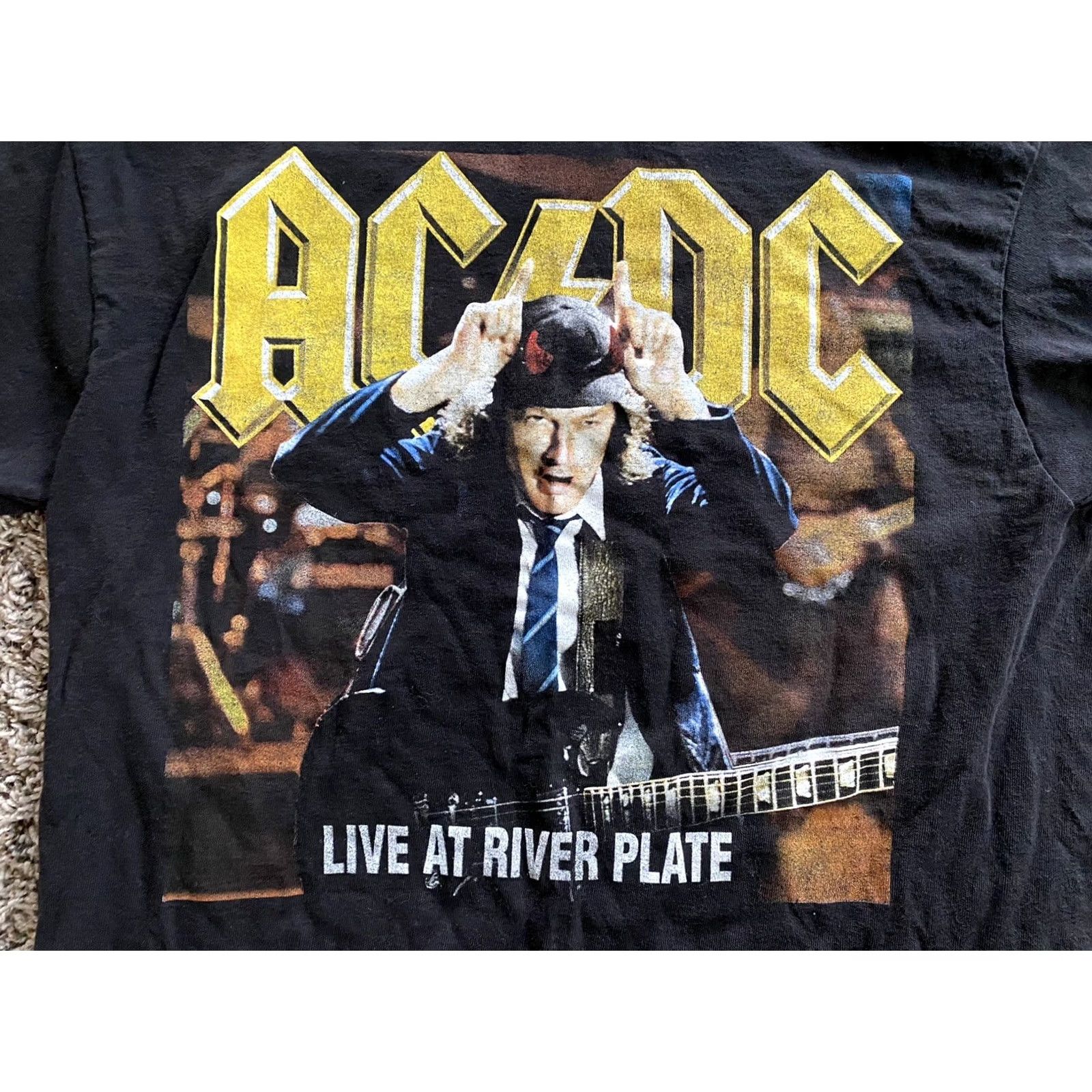 Vintage AC/DC T-Shirt Graphic Live at River Plate Black Crew Neck Short Sleeve L 100% Cotton Unisex Adults Mens Boys? Size US L / EU 52-54 / 3 - 3 Thumbnail