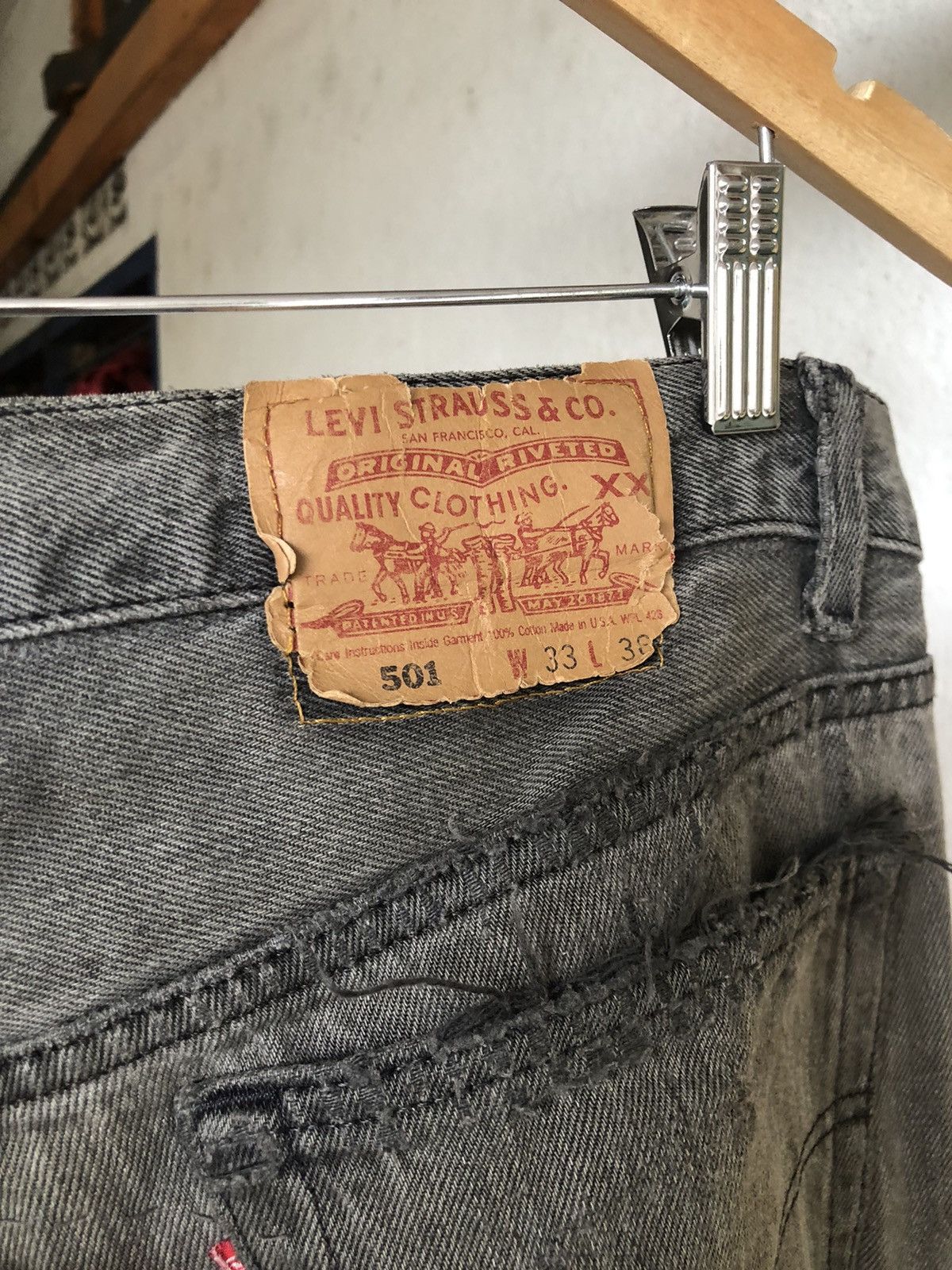 Levi's Rare❗️Vintage 90s Levis 501 Distressed Multi Patches Jeans Size US 32 / EU 48 - 16 Thumbnail