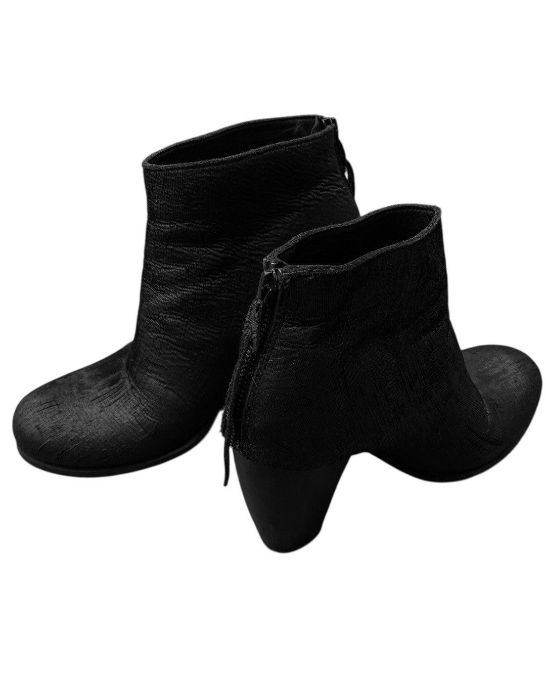 Ma+ M.A+ Laser-cut Ankle Boots Size US 8 / IT 38 - 2 Thumbnail