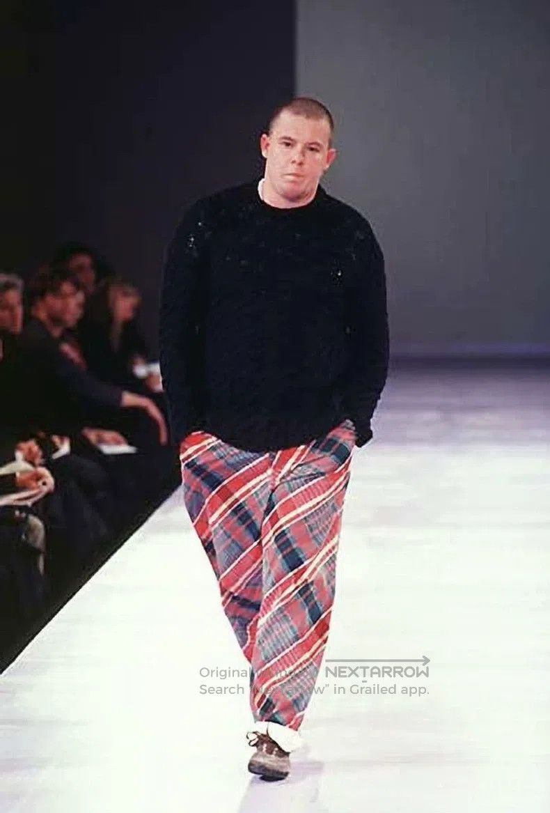 Comme des Garcons Comme Des Garcons Twisted Wool Knit Sweater Size US L / EU 52-54 / 3 - 1 Thumbnail