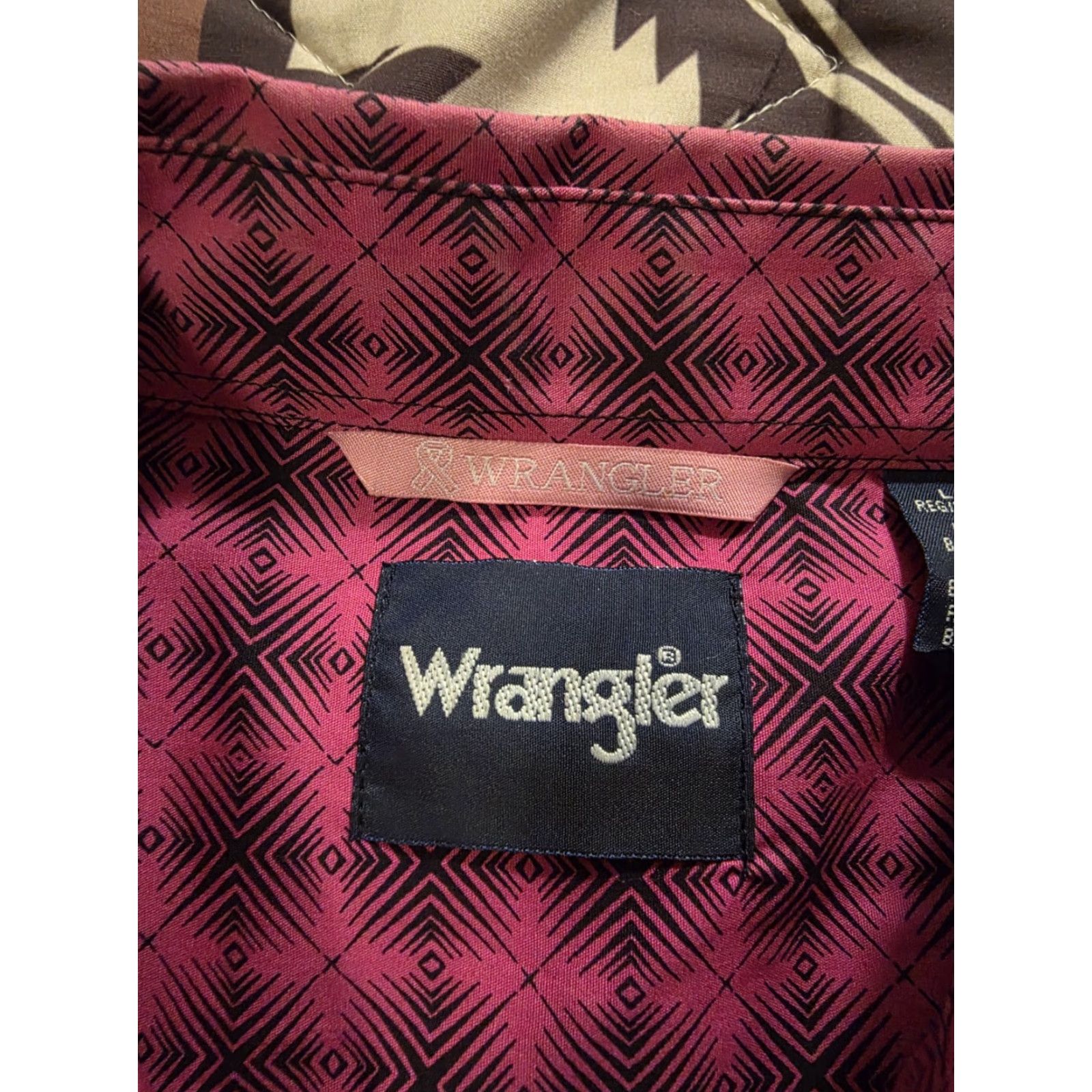 Wrangler VINTAGE Wrangler Breast Cancer Awareness Long Sleeve Button Up Shirt Pink Mens Large Size US L / EU 52-54 / 3 - 7 Thumbnail