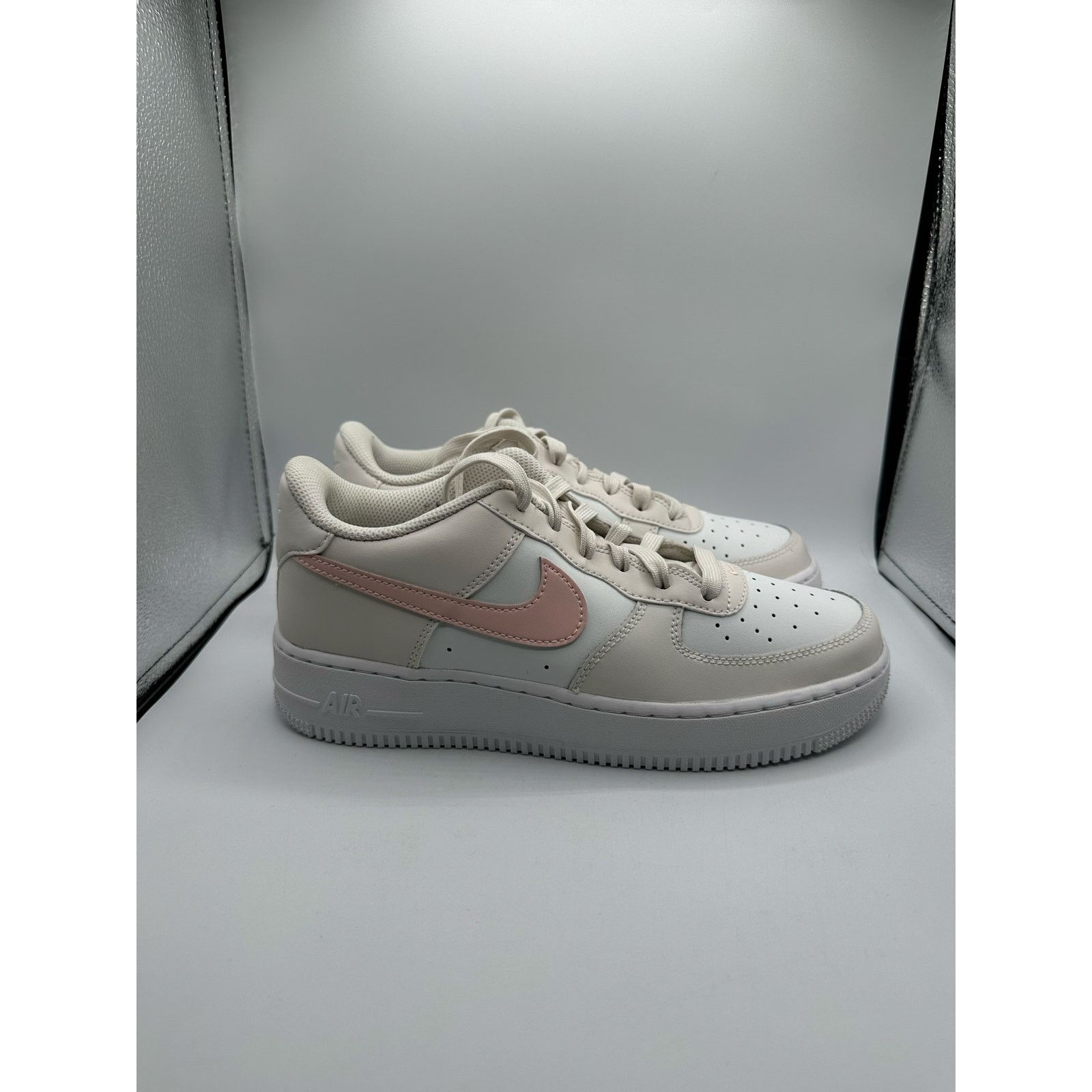 Nike Nike Air Force 1 GS “Phantom Echon Pink” size 6.5Y Size US 8 / IT 38 - 3 Thumbnail