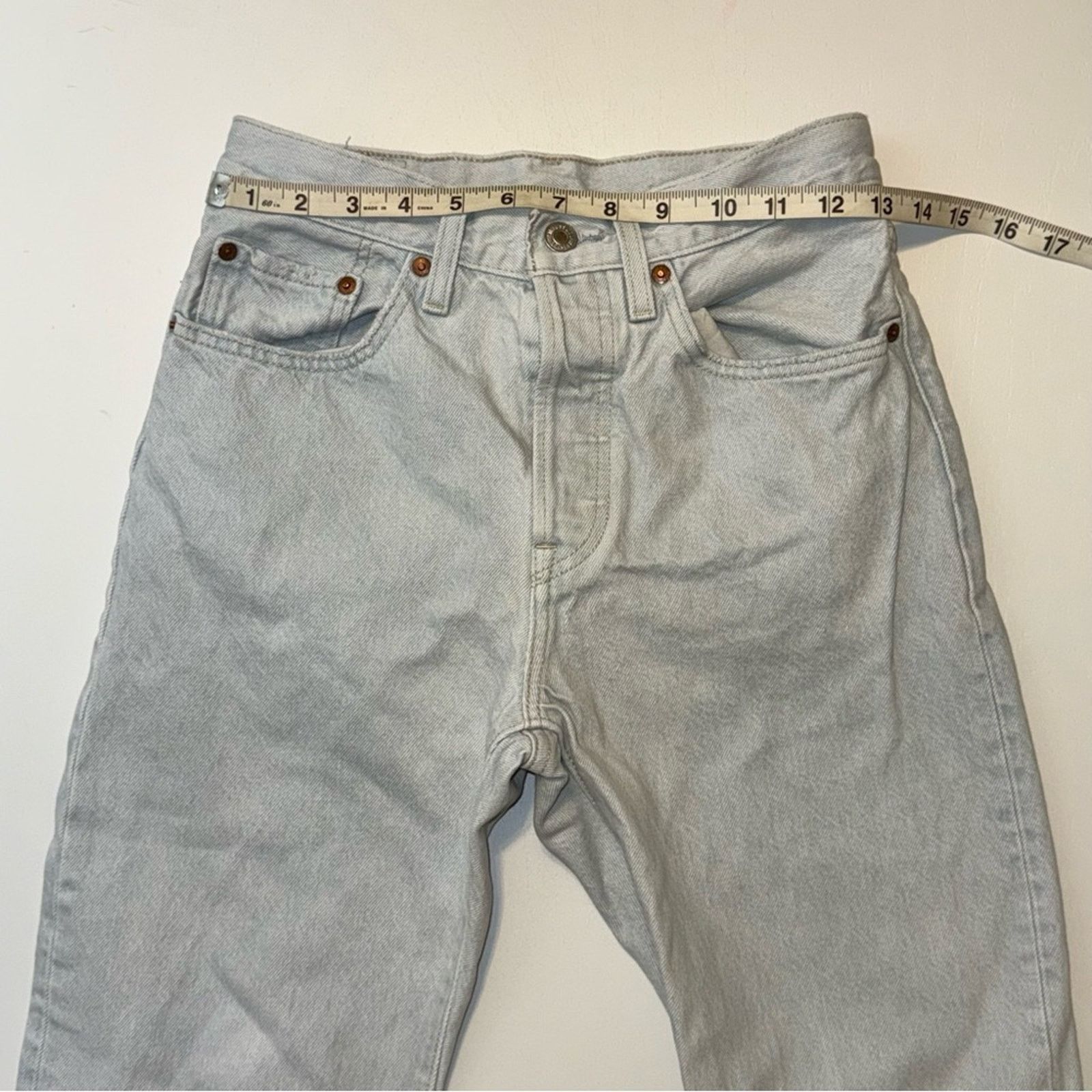 Levi's Levi’s 501 Original Cropped Jeans Vintage Inspired Size 26" / US 2 / IT 38 - 14 Thumbnail