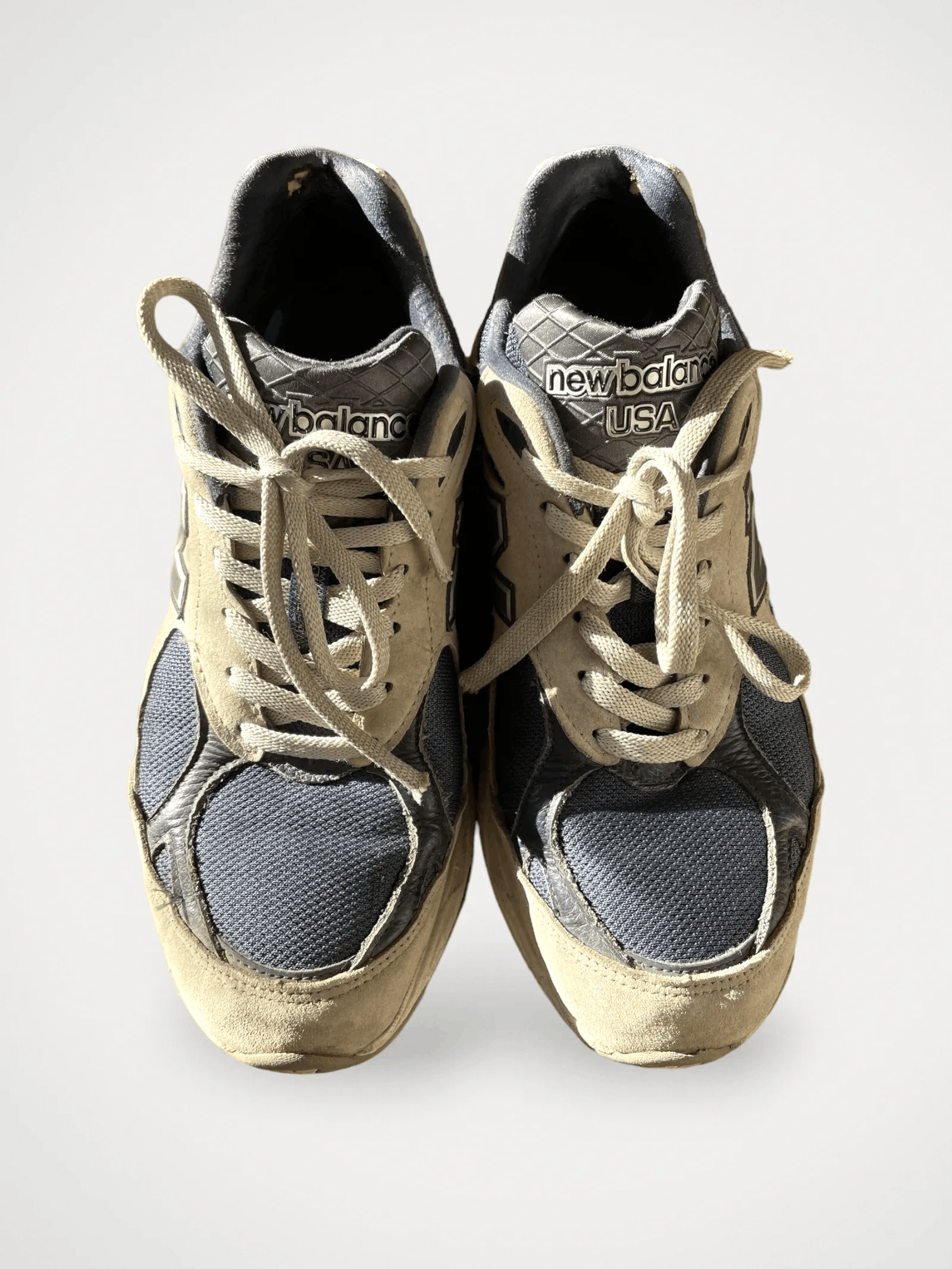 No Vacancy Inn No Vacancy Inn New Balance 990v3 Sneakers Size US 11 / EU 44 - 1 Thumbnail