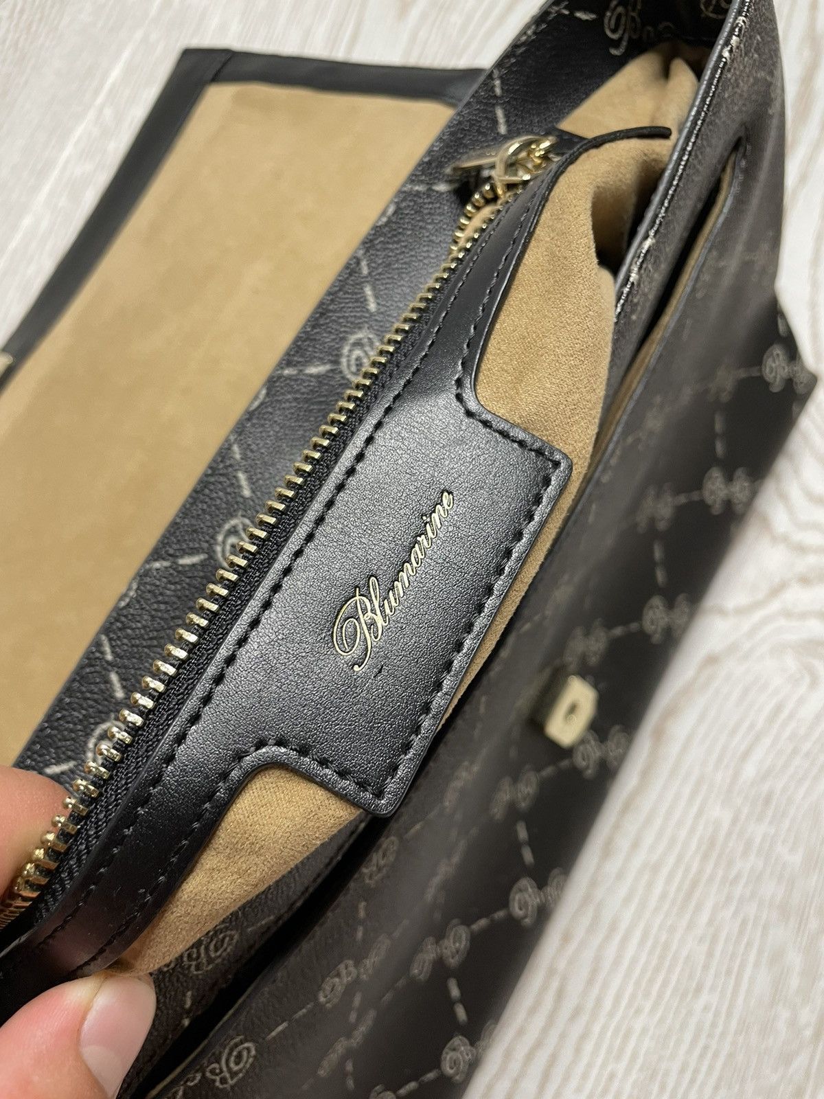 Blumarine Blumarine monogram leather bag Size ONE SIZE - 12 Thumbnail