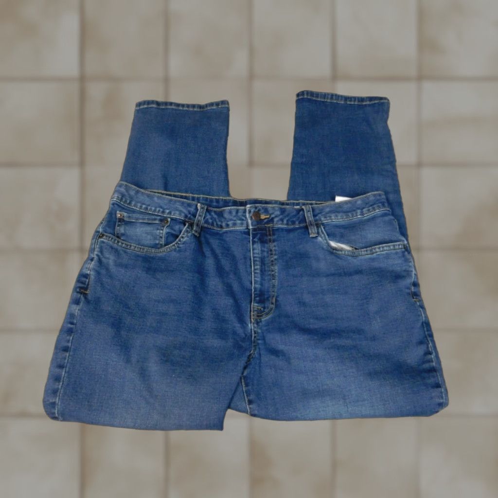 Izod IZOD Jeans, Denim, Blue, Tapered Fit, 37x29, Regular Rise, Button Fly/Zip, Cotton, 37 Waist, 29 Inseam, Mens, Classic, Vintage No Size US 37 - 1 Thumbnail
