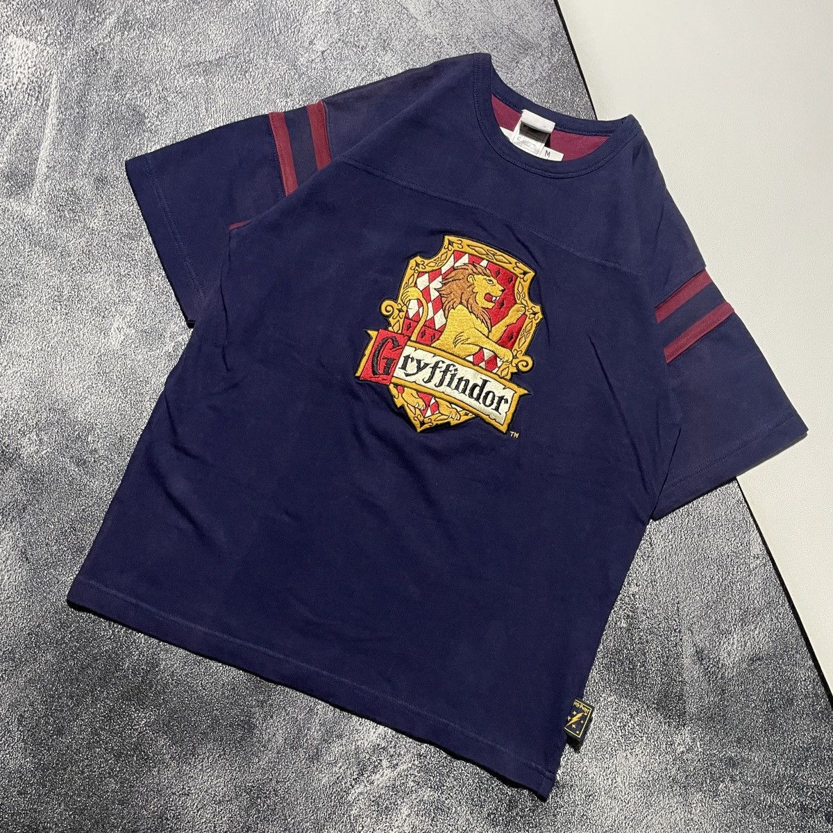 Warner Bros 00s Gryffindor Harry Potter by Warner Bros Size US M / EU 48-50 / 2 - 2 Thumbnail