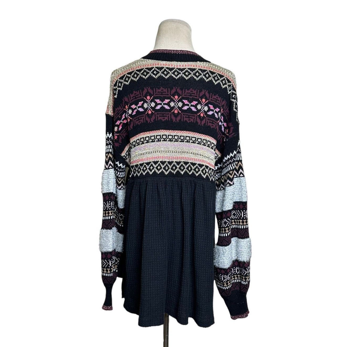 Free People Free People Black Cozzy Cottage Sweater Size Small Size S / US 4 / IT 40 - 2 Thumbnail
