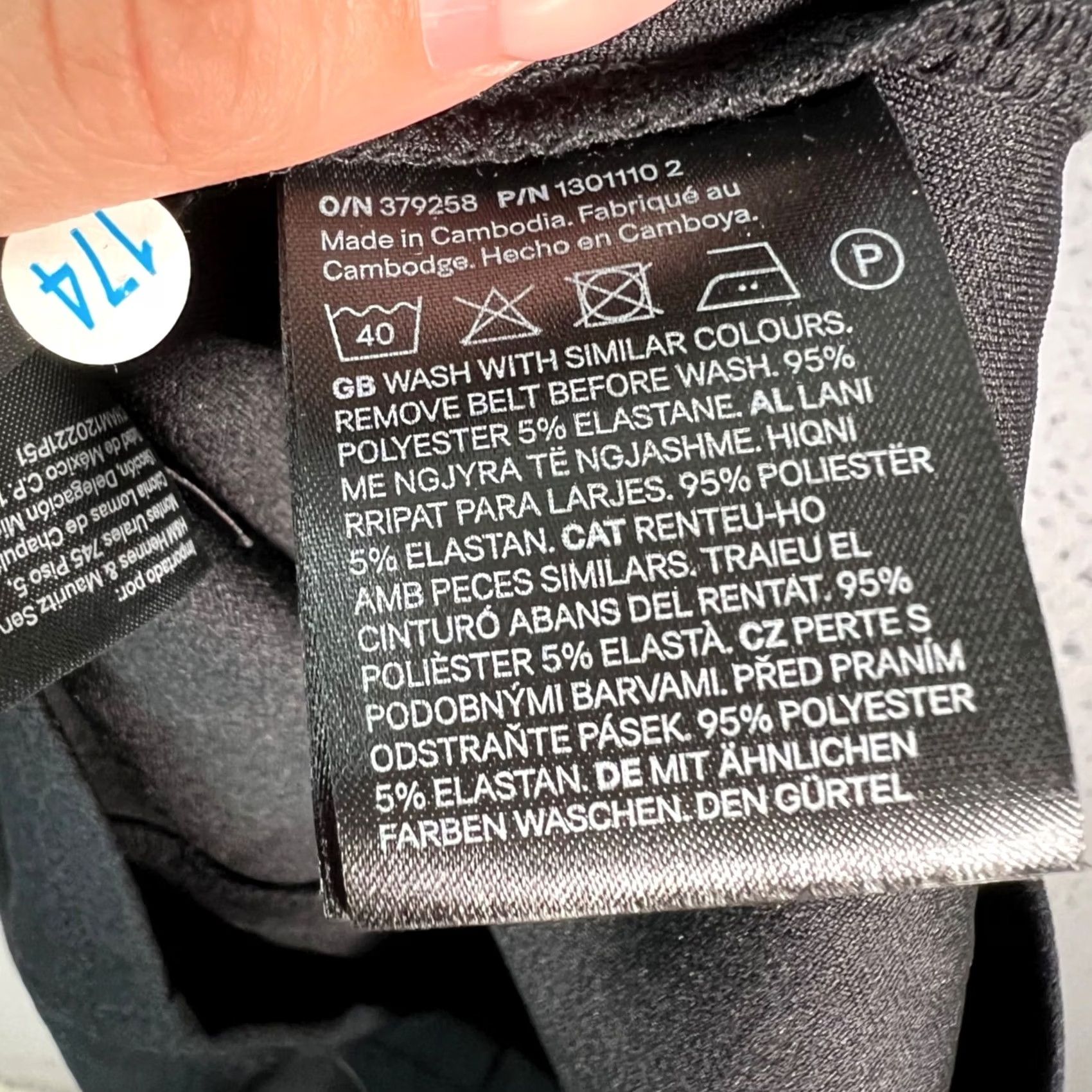 H&M H&M Womens XS Black Belted Midi Dress With Cowl Neckline New! Dress, Women, XS, Black, Belted, Midi, Cowl Neckline, Dress, H&M Size XS / US 0-2 / IT 36-38 - 4 Thumbnail