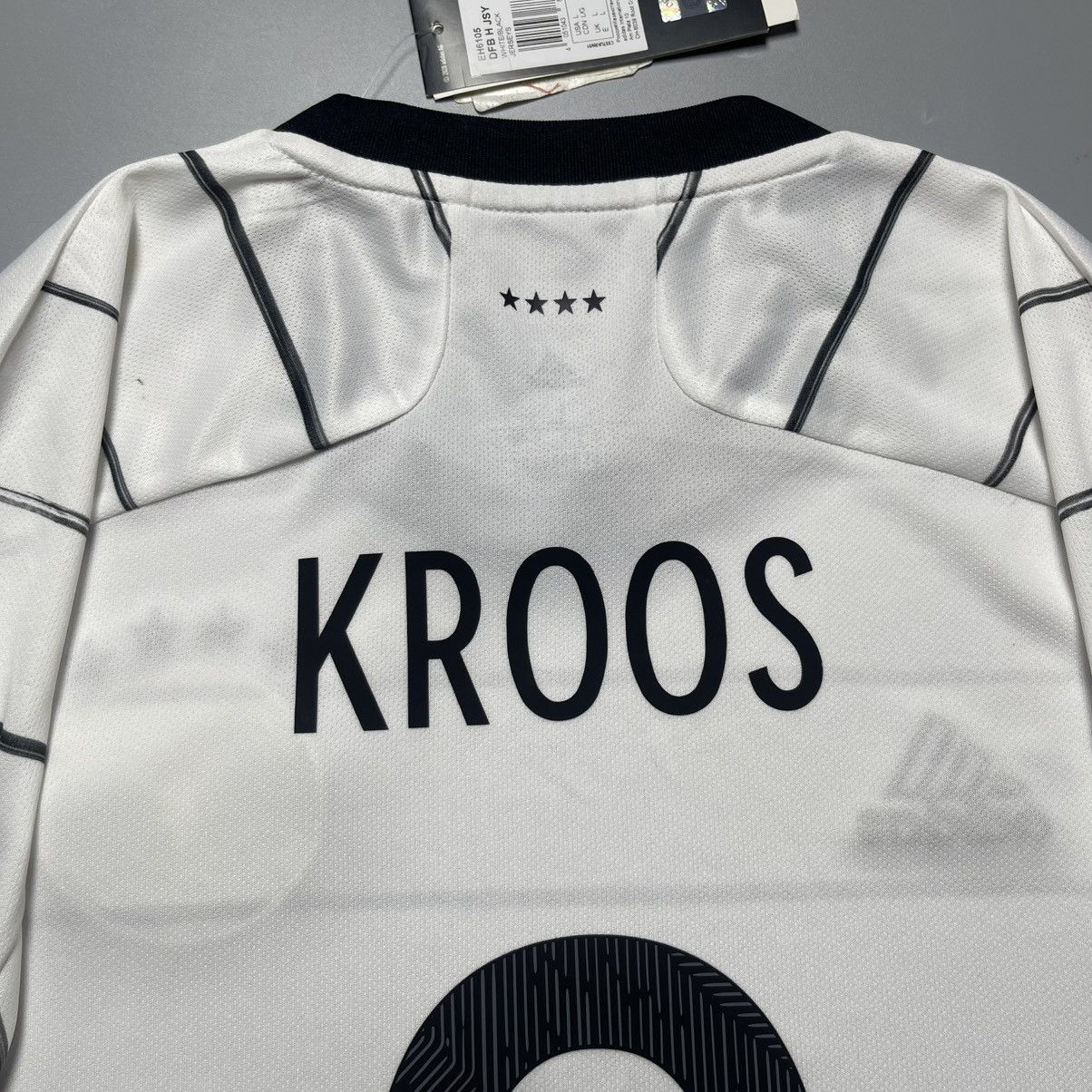 Adidas GERMANY ADIDAS 2020 EURO FOOTBALL HOME JERSEY #8 KROOS Size US L / EU 52-54 / 3 - 11 Thumbnail