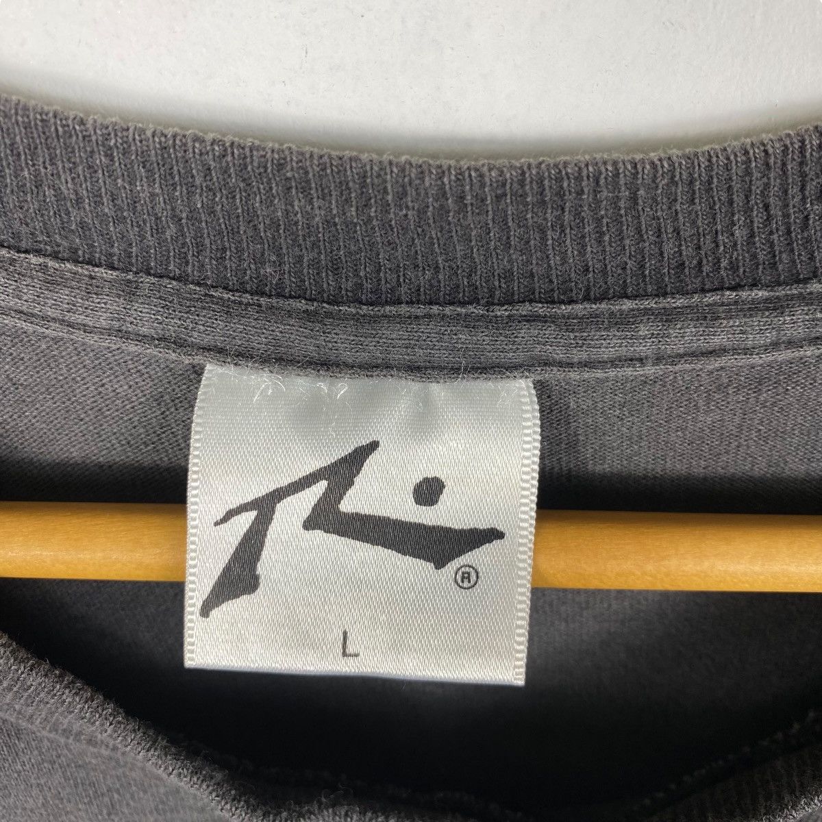 Rusty Vintage 90's RUSTY SURFBOARDS Logo Graphic Sunfaded Tee Size US L / EU 52-54 / 3 - 6 Thumbnail