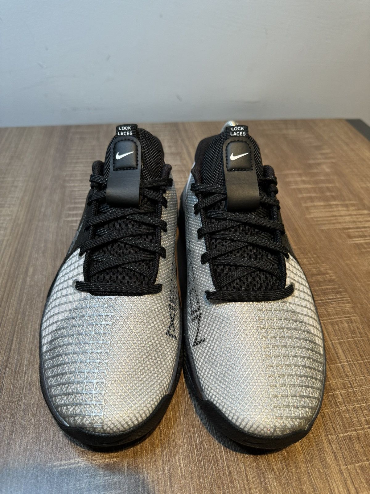 Nike Nike SAMPLE Metcon 8 PRM Womens Size 8 Shoes Iridescent NEW Size US 8 / EU 41 - 3 Thumbnail