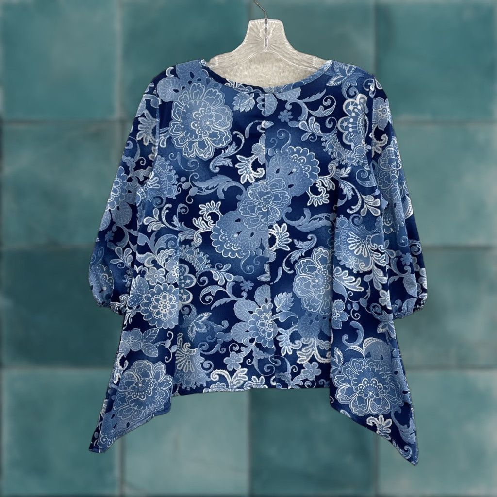 Vintage VINTAGE 90s Y2K Blue Floral 2XL Plus Size Shirt Grunge Boho Fairy C'est La Vie Women Size XXL / US 16-18 / IT 52-54 - 1 Thumbnail