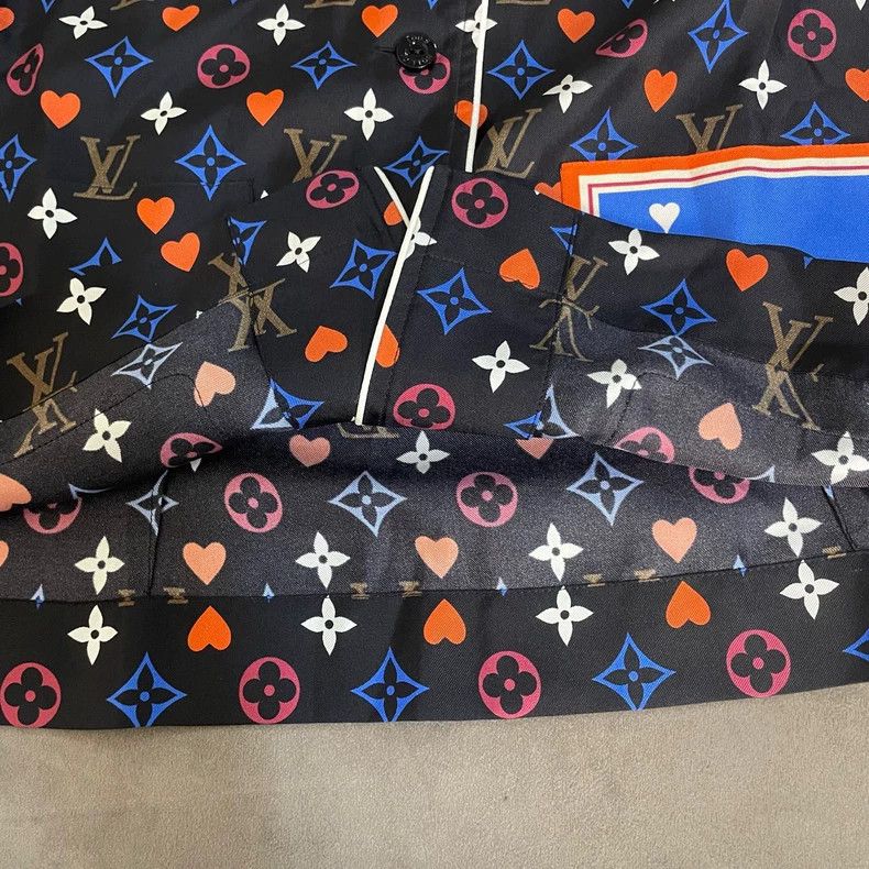 Louis Vuitton Louis Vuitton Black Playing Card Full Print Shirt Size XS / US 0-2 / IT 36-38 - 3 Thumbnail