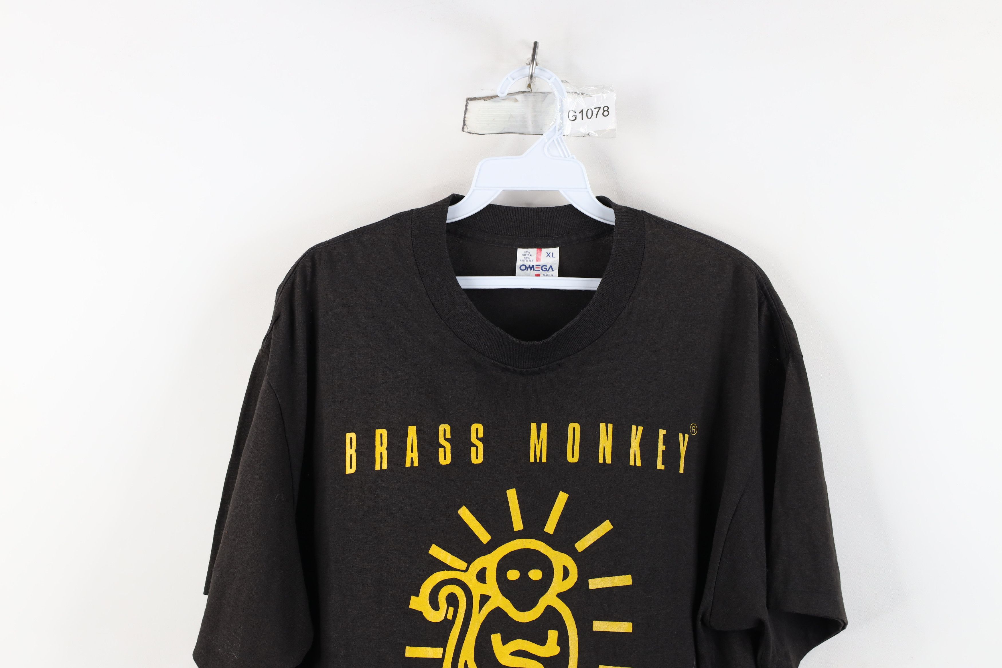 Vintage Vintage 80s Brass Monkey Beastie Boys Band T-Shirt Black USA Size US XL / EU 56 / 4 - 2 Thumbnail