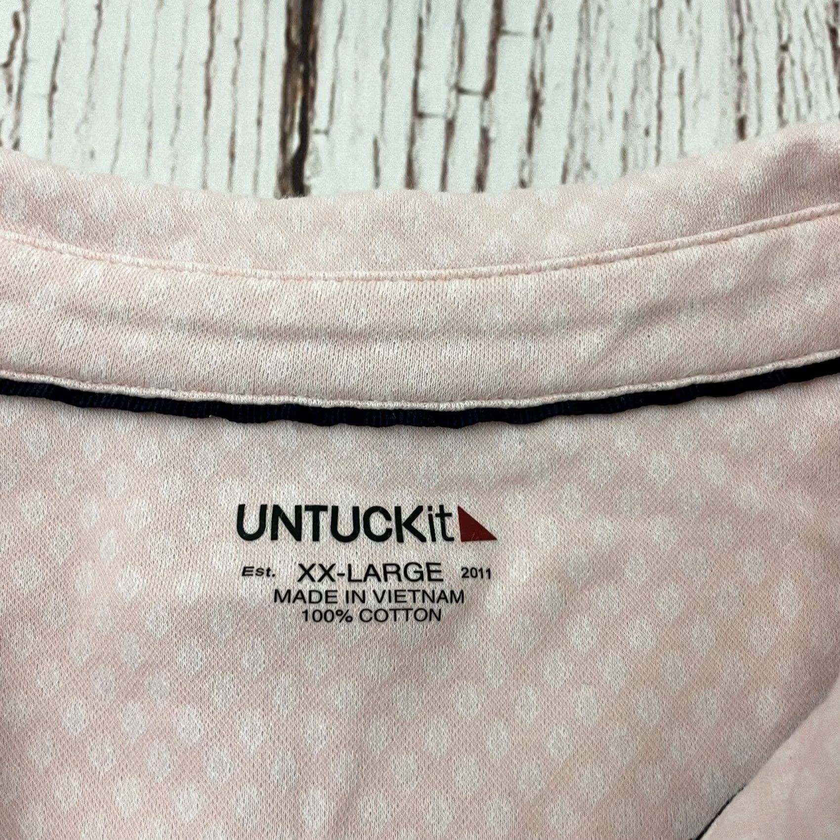 UNTUCKit UNTUCKit Short Sleeve Polo Shirt Men's XXL Pink Button-Up Shirt XL? No, XXL Pink Short Sleeve Polo Shirt Men Untuckit - Button-Up Cotton Size US XXL / EU 58 / 5 - 2 Thumbnail