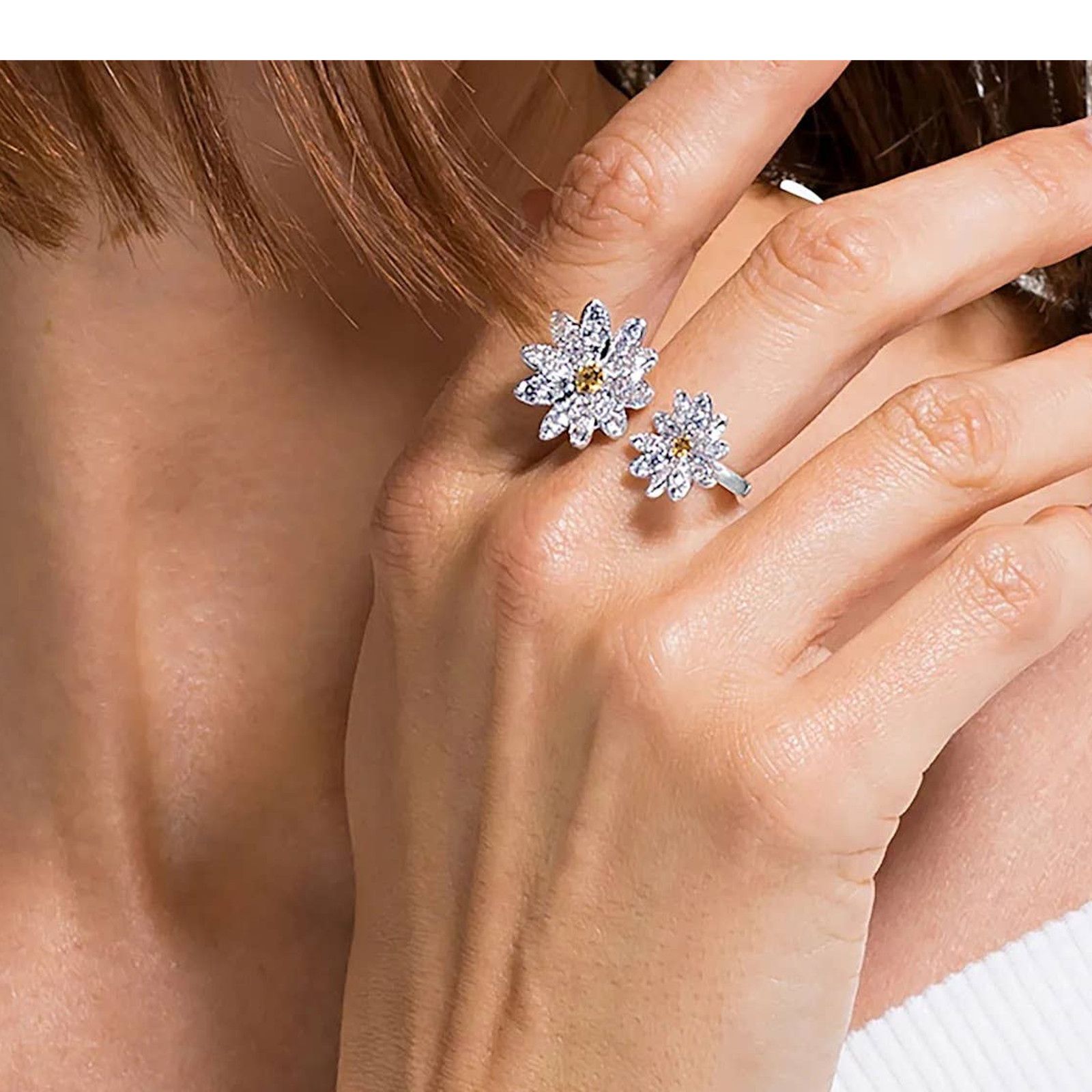 Swarovski Swarovski Eternal Flower open ring SIZE 58/8 Size ONE SIZE - 8 Thumbnail
