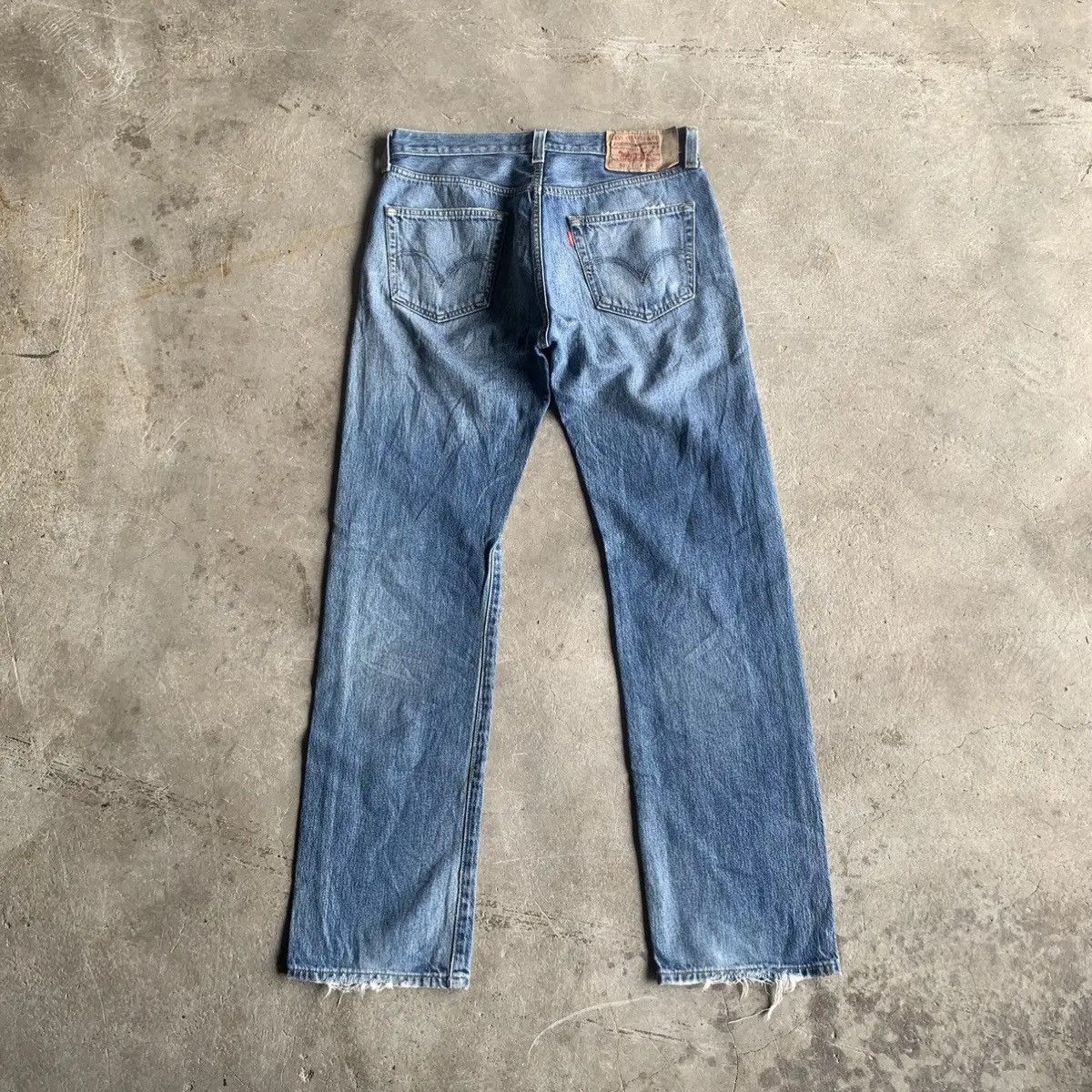 Levi's Vintage Clothing Levis 501 Distressed 31x31 BlueWash Levi’s Jeans Ripped Pant Size US 31 - 13 Thumbnail