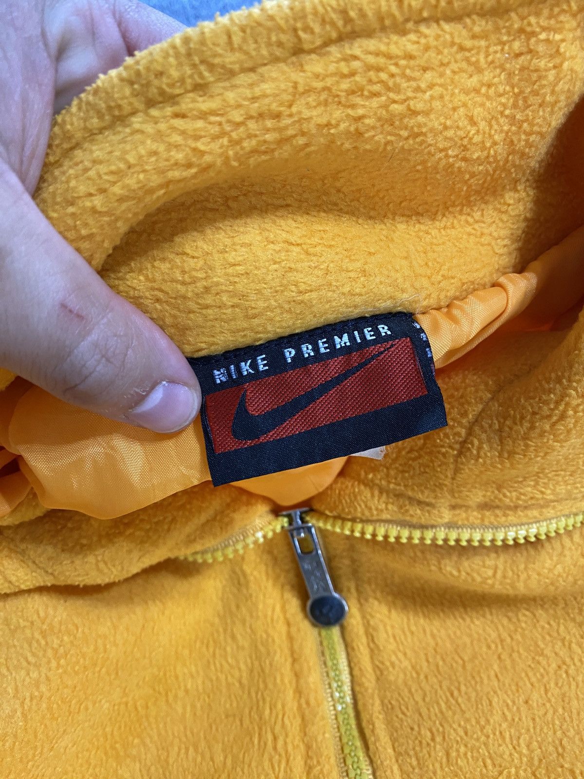 Nike Nike distressed vintage fleece big swoosh 90s Y2k Size US XL / EU 56 / 4 - 20 Thumbnail