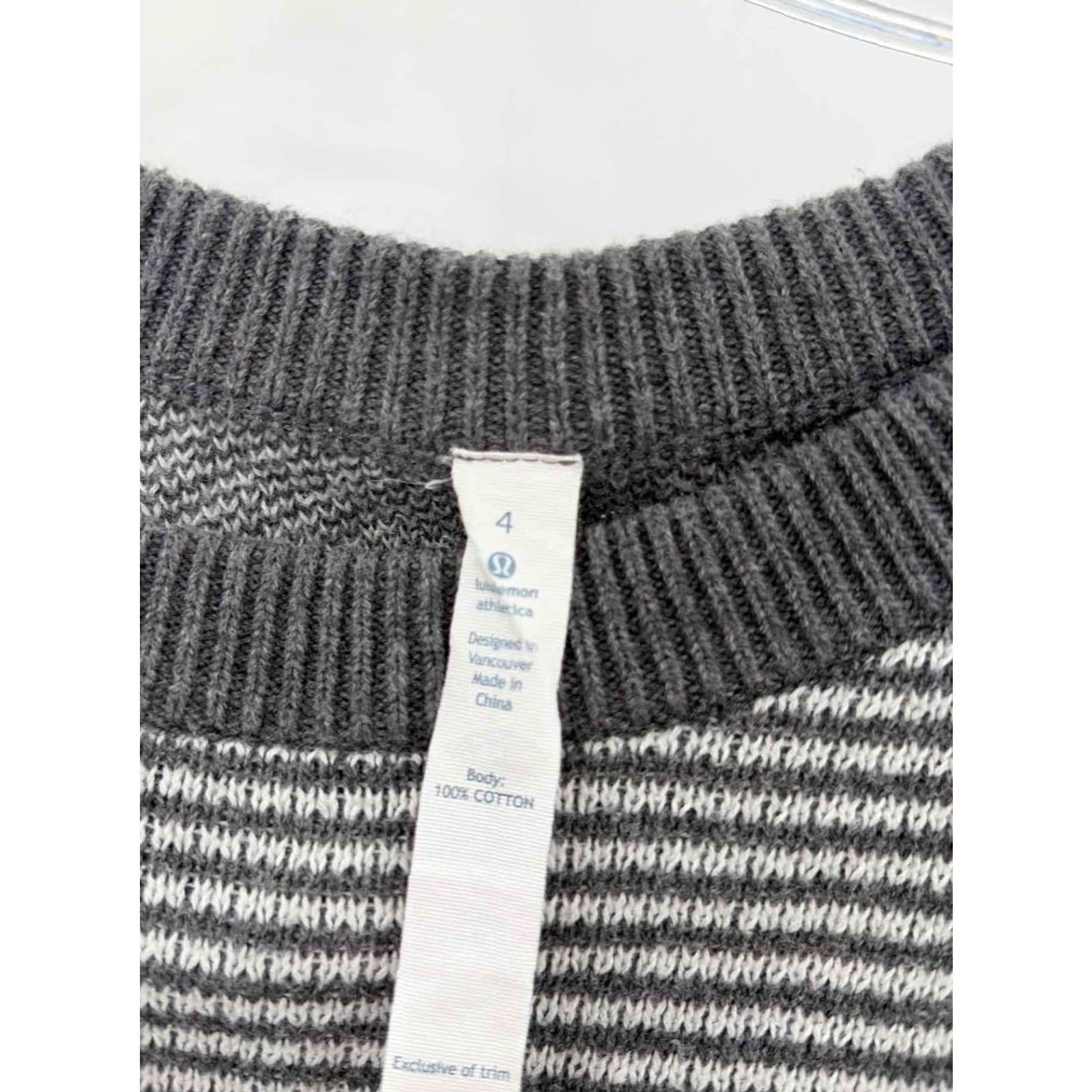 Lululemon Pre-Owned Lululemon Grey Size 4 Stripe Sweater Size S / US 4 / IT 40 - 2 Thumbnail