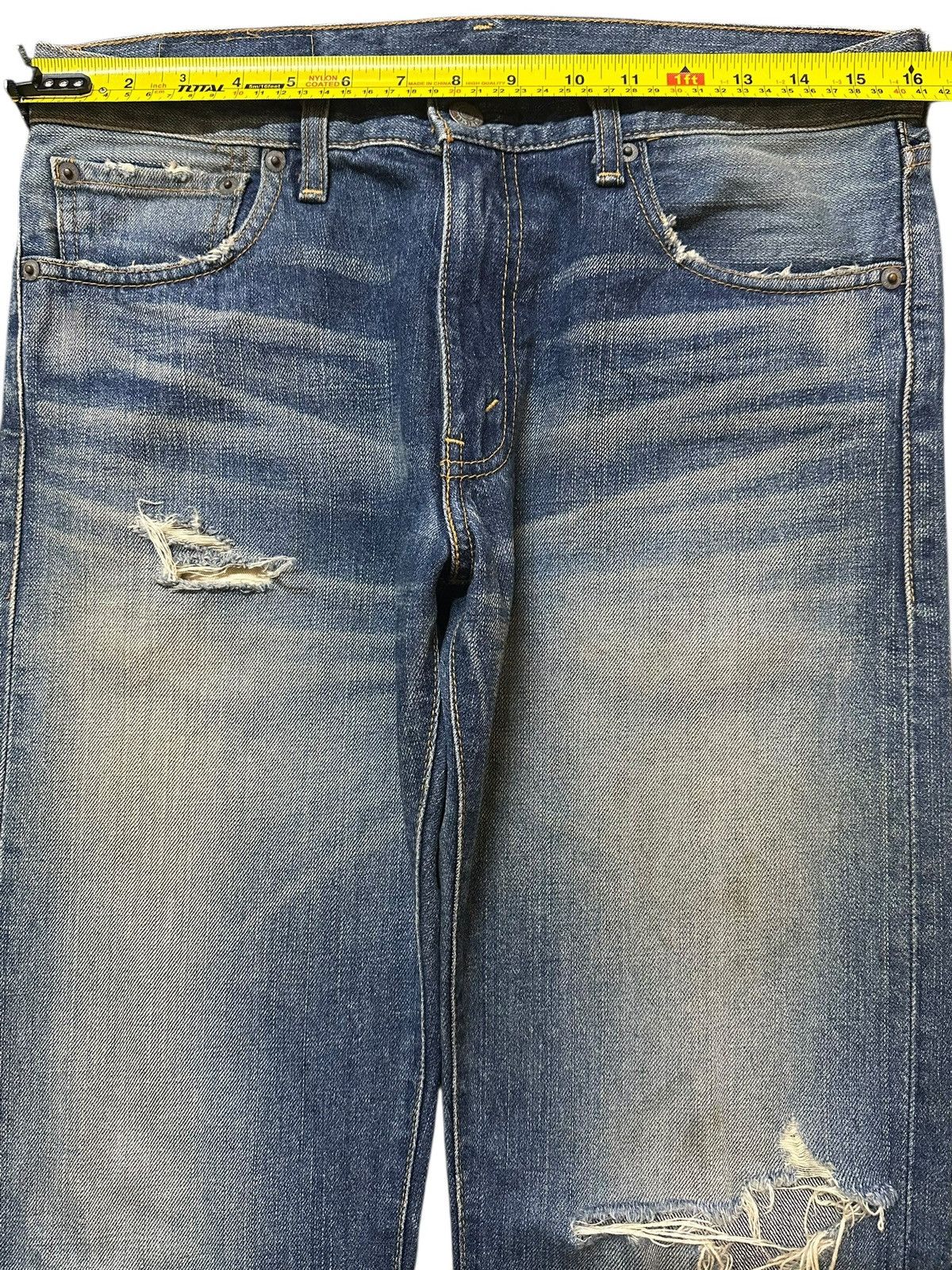 Levi's Vintage Levis 505 Blue Faded Wash Distressed Style Jeans Size US 32 / EU 48 - 11 Thumbnail