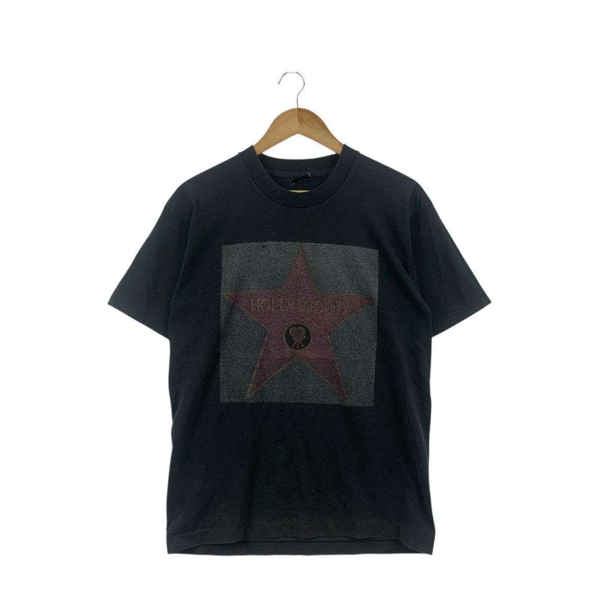 Vintage Vintage 90’ HOLLYWOOD WALK OF FAME Stars Thrashed Tee Shirt Size US L / EU 52-54 / 3 - 3 Thumbnail