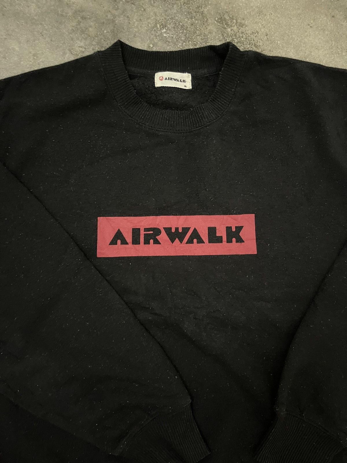 Airwalk Vintage Airwalk Spellout Crewneck Pullover Size US XL / EU 56 / 4 - 4 Thumbnail