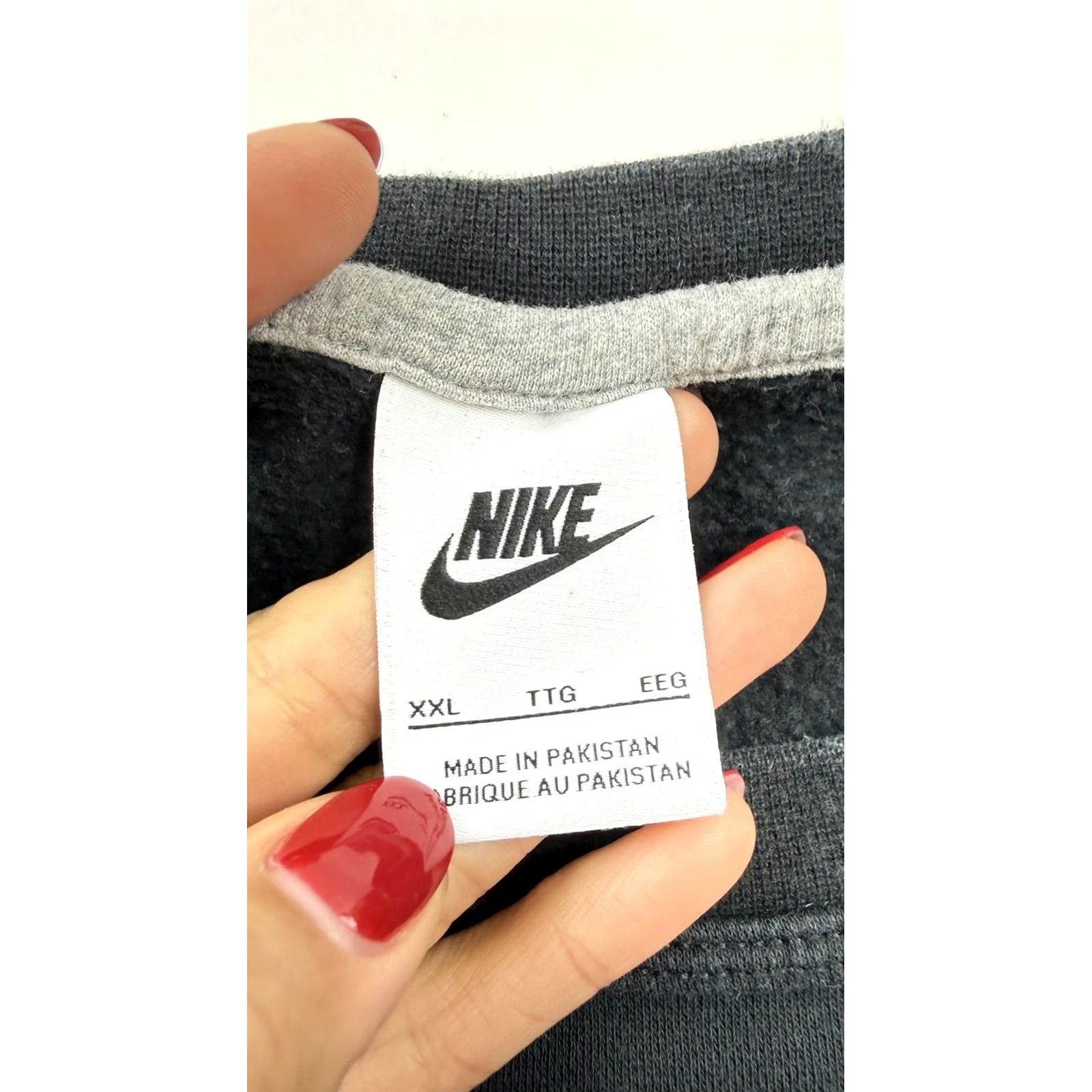 Nike Nike Sweatshirt Mens 2XL Gray Club Fleece Crewneck Pullover Swoosh Logo Size US XXL / EU 58 / 5 - 5 Thumbnail