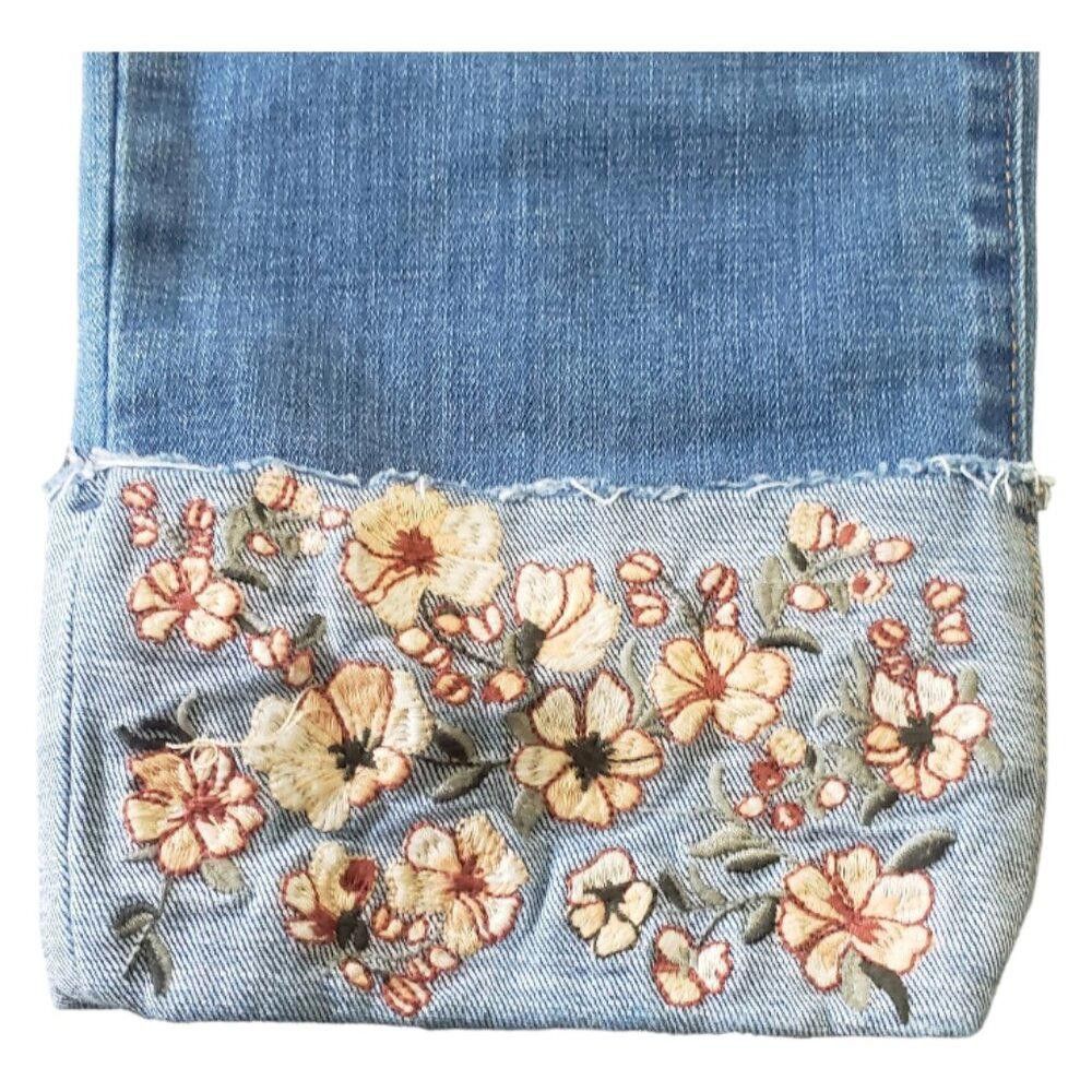Chicos CT1501 Chico's Girlfriend Slim Leg Cropped Ankle Jean 10R Size 32" / US 10 / IT 46 - 2 Thumbnail