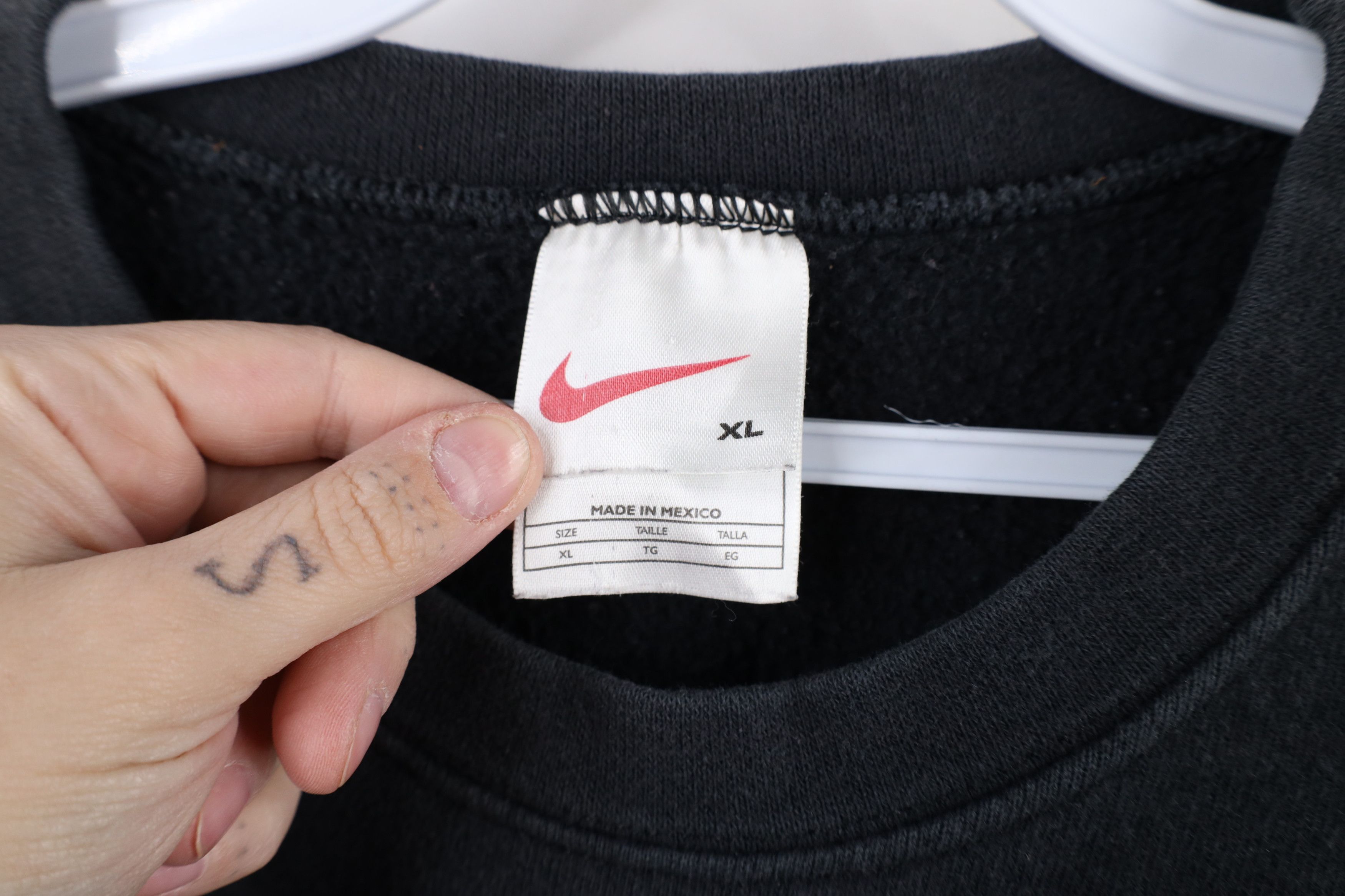 Nike × Vintage Vintage 90s Nike Scott Mini Swoosh Crewneck Sweatshirt Size US XL / EU 56 / 4 - 7 Thumbnail