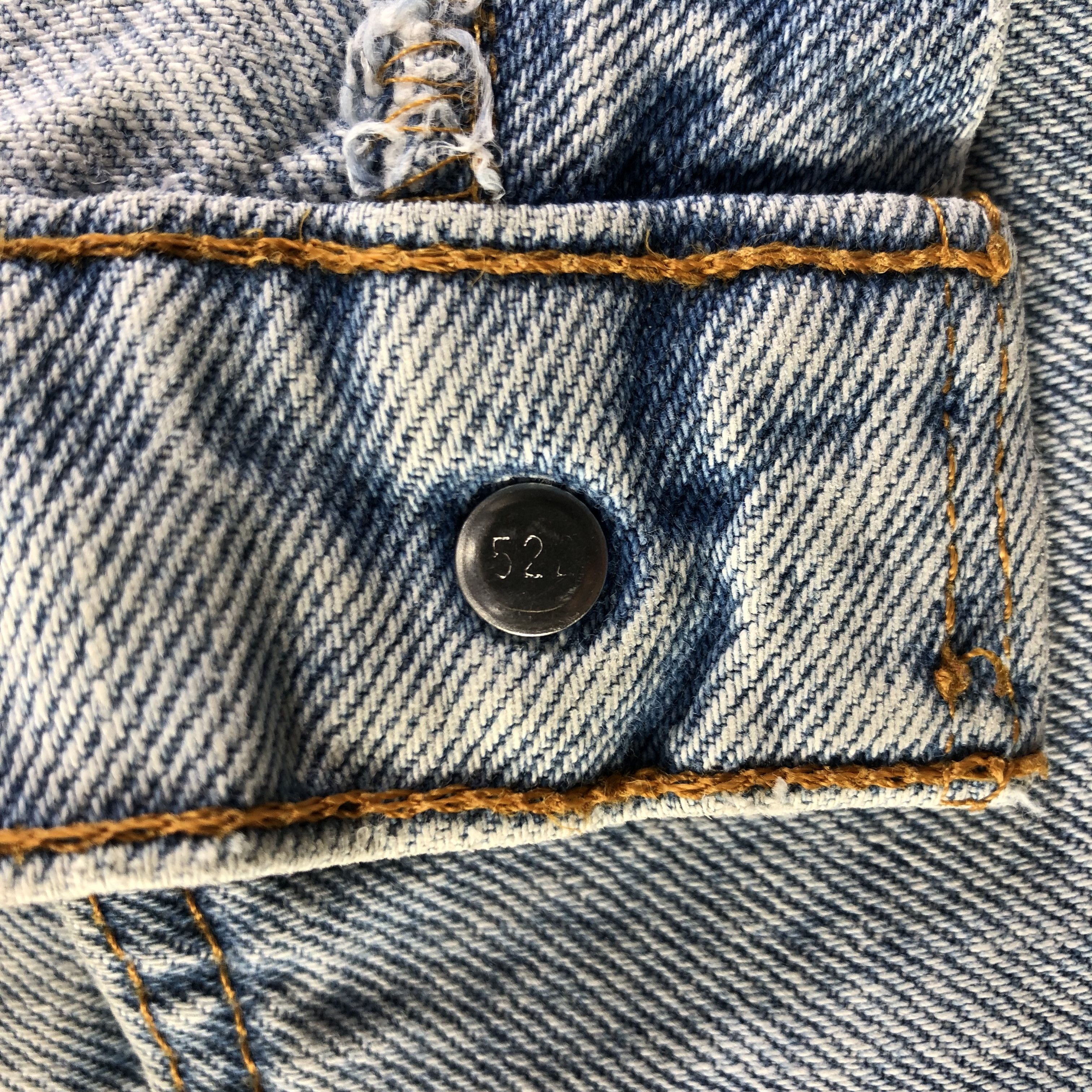 Levi's × Vintage Vintage Light Wash Levis 550 Jeans-JM3308 Size US 28 / EU 44 - 9 Thumbnail
