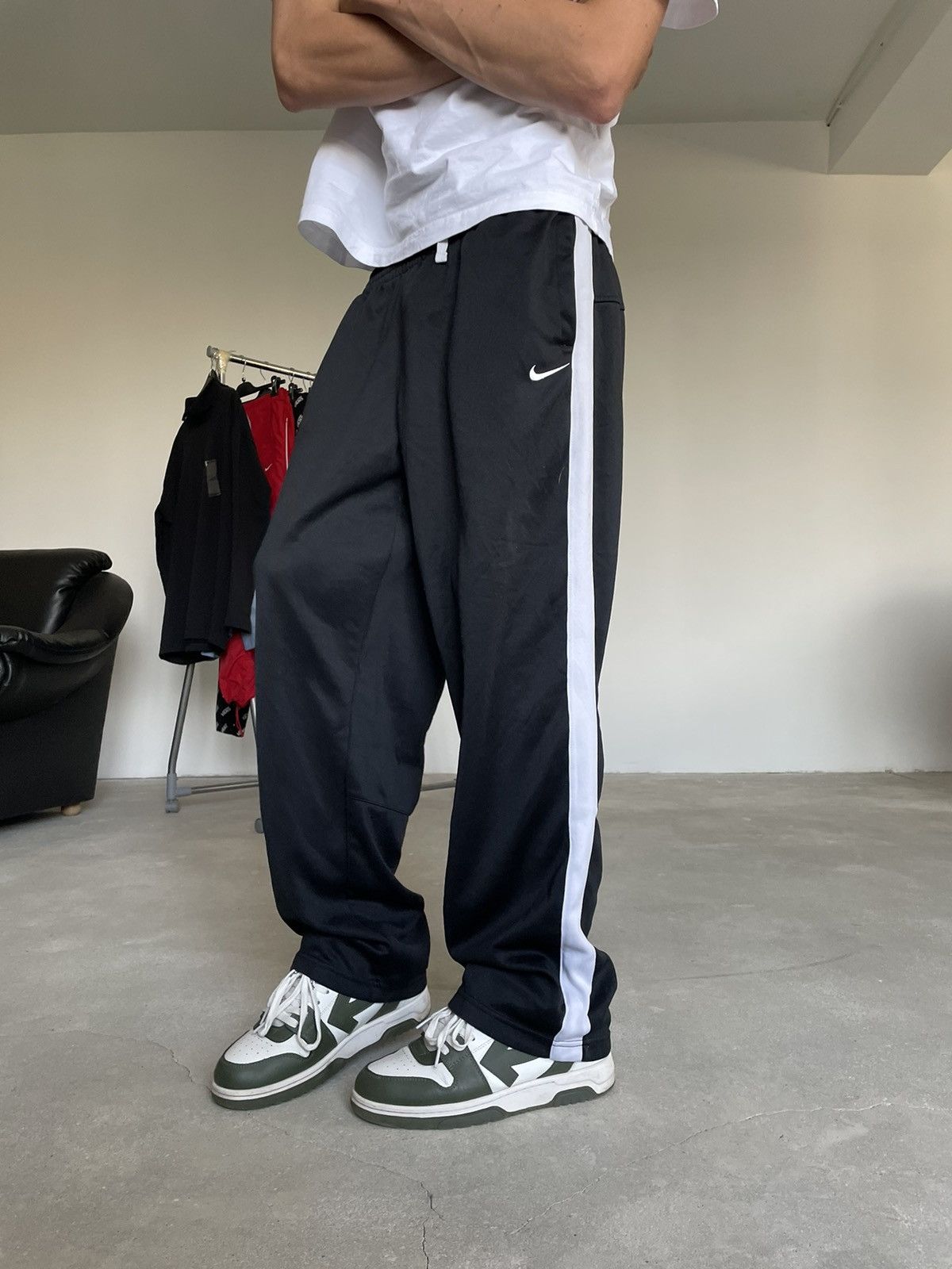 Nike Vintage Nike Track pants buggy Size US 33 - 3 Thumbnail