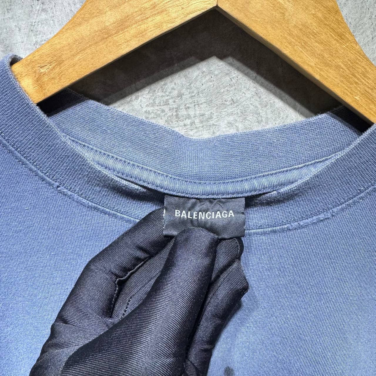 Balenciaga Balenciaga Back Bleed BB logo distressed tee Size US XL / EU 56 / 4 - 6 Thumbnail