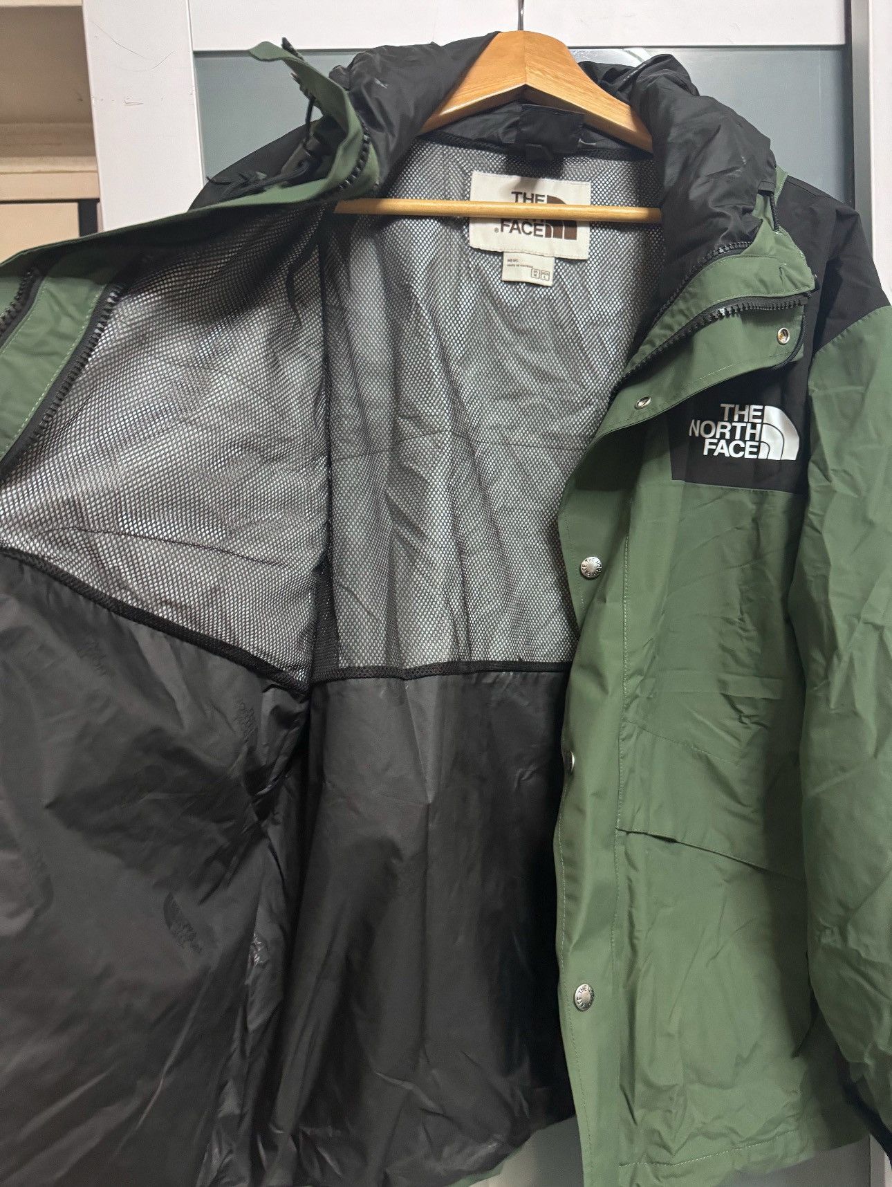 The North Face North face retro jacket in thyme green Size US M / EU 48-50 / 2 - 2 Thumbnail