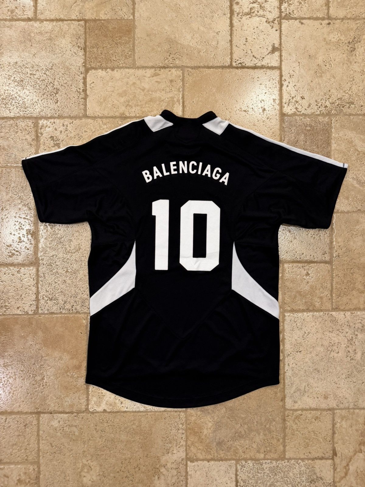 Balenciaga Balenciaga FW20 Soccer Sporty Logo Runway Jersey T-Shirt Size US XS / EU 42 / 0 - 6 Thumbnail