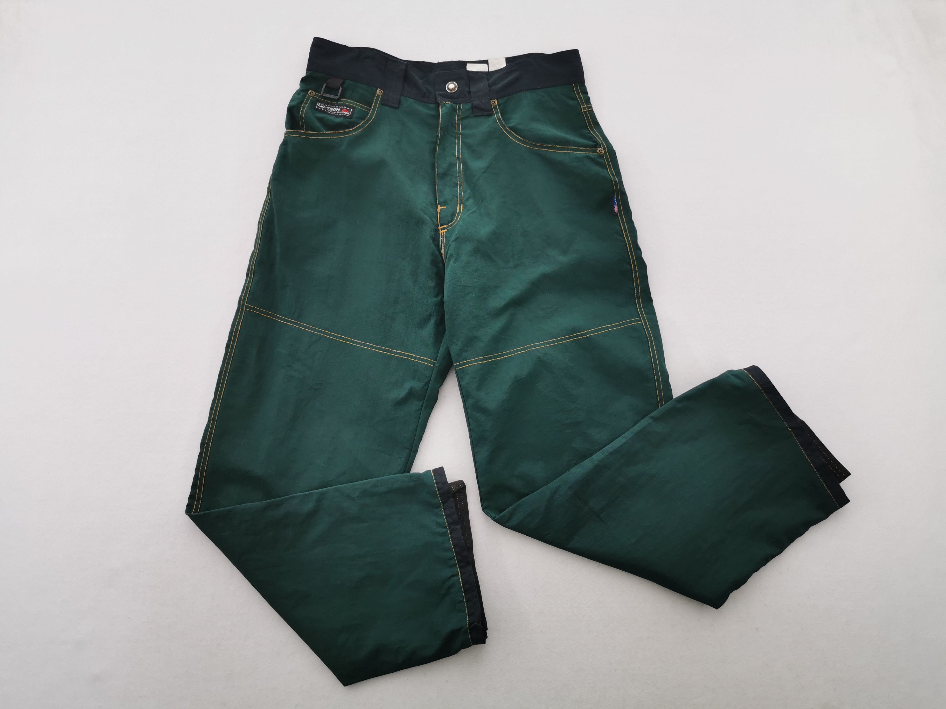 Quiksilver Vintage Quiksilver Australia Tracksuit Ski Pants Size L Size US 33 - 4 Thumbnail