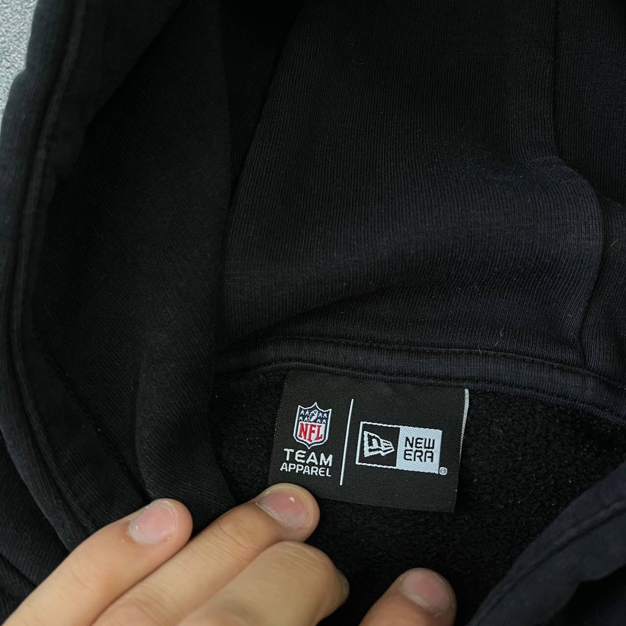 Vintage Jacksonville Jaguars Mens Black Pullover Hoodie NFL Size US S / EU 44-46 / 1 - 5 Thumbnail