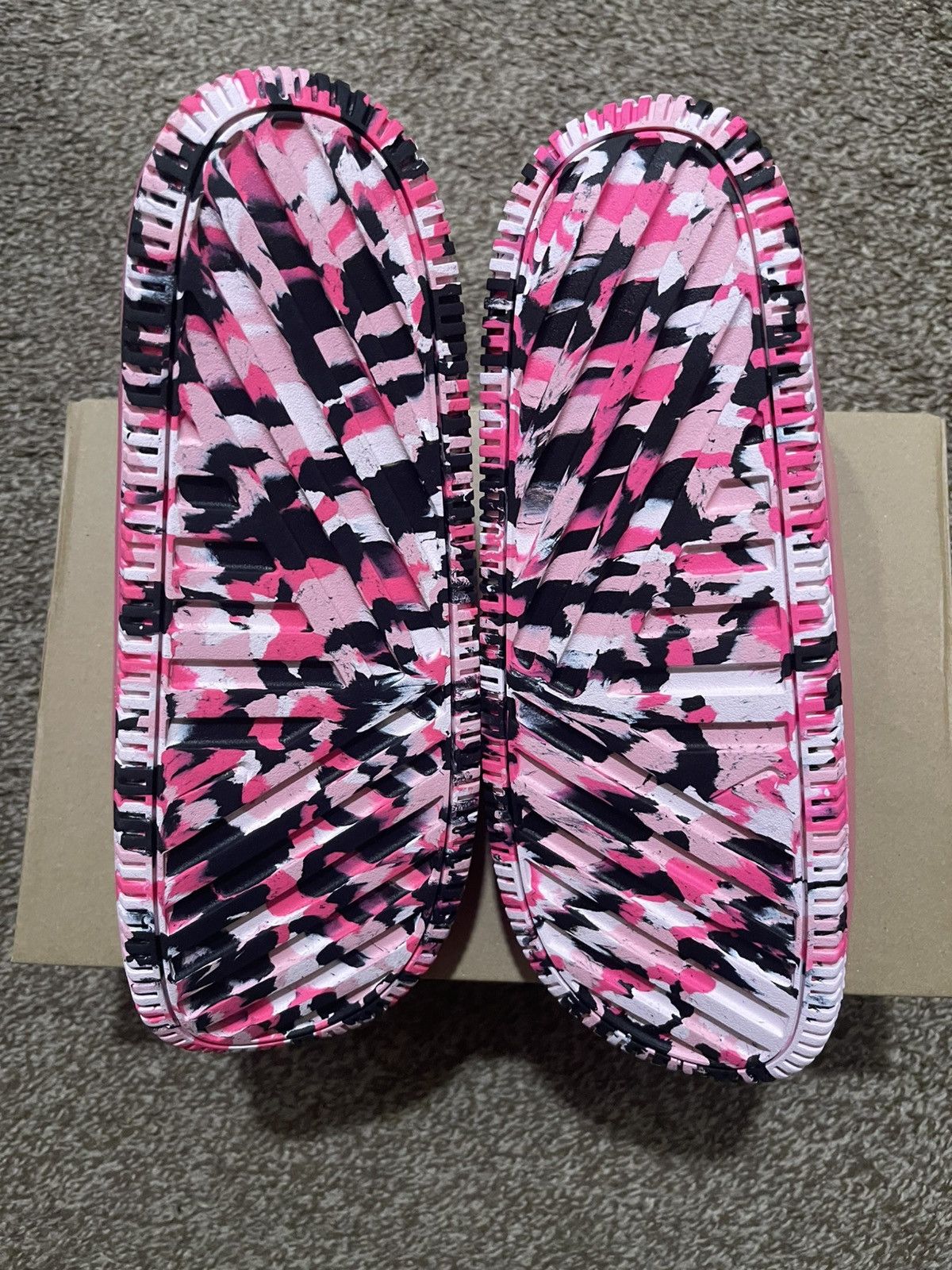 Nike *New* Nike A'ja Wilson A'One Calm Slide - Hyper Pink Size US 10 / IT 40 - 3 Thumbnail