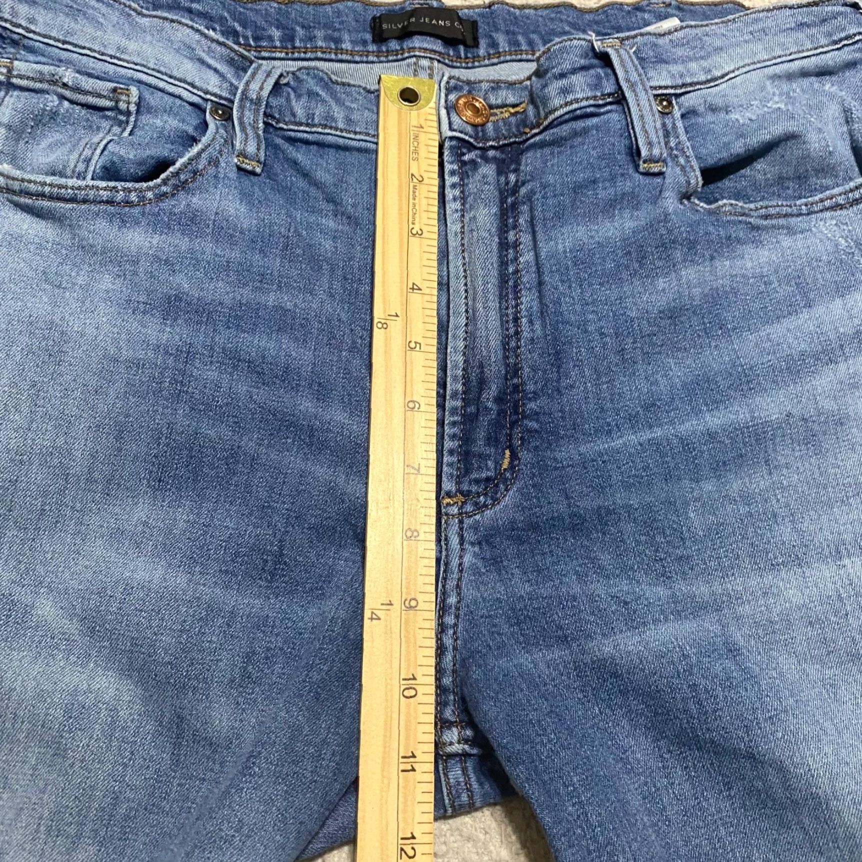 Silver Jeans Co. Silver Jeans Jeans 32x37 Blue Denim Medium Wash Mid Rise Tapered Mens Regular Fit Pocket Zipper Button Frisco Brand Size US 32 / EU 48 - 7 Thumbnail