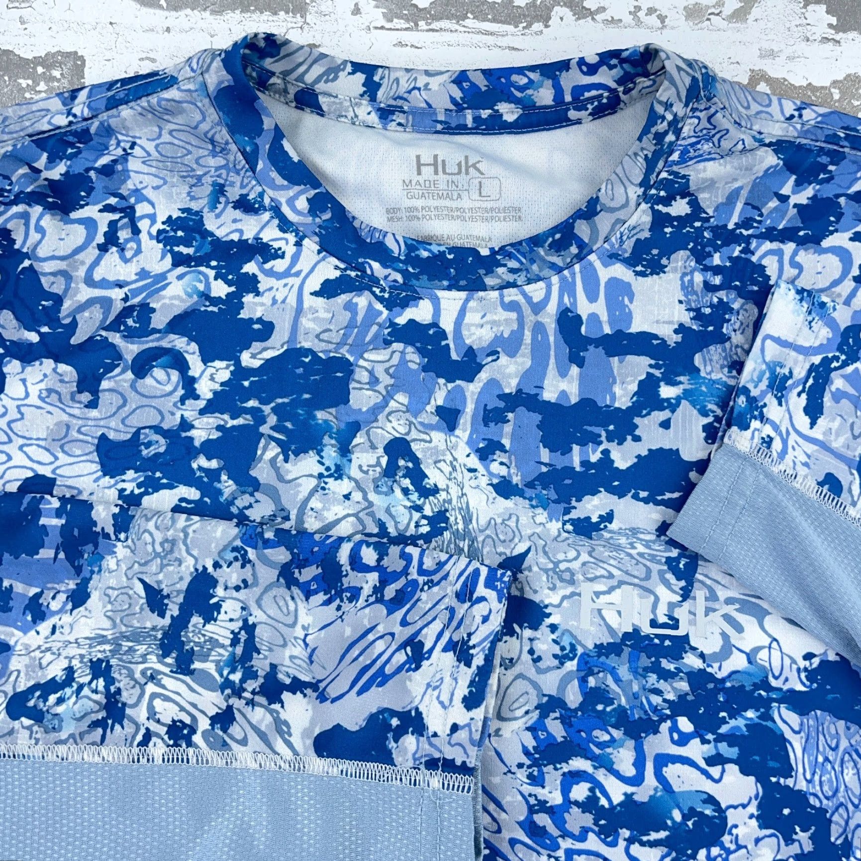 Vintage Huk Shirt Men Large Blue Camo Tee Quick Dry Performance Fishing Spell Out Water* Size US L / EU 52-54 / 3 - 3 Thumbnail